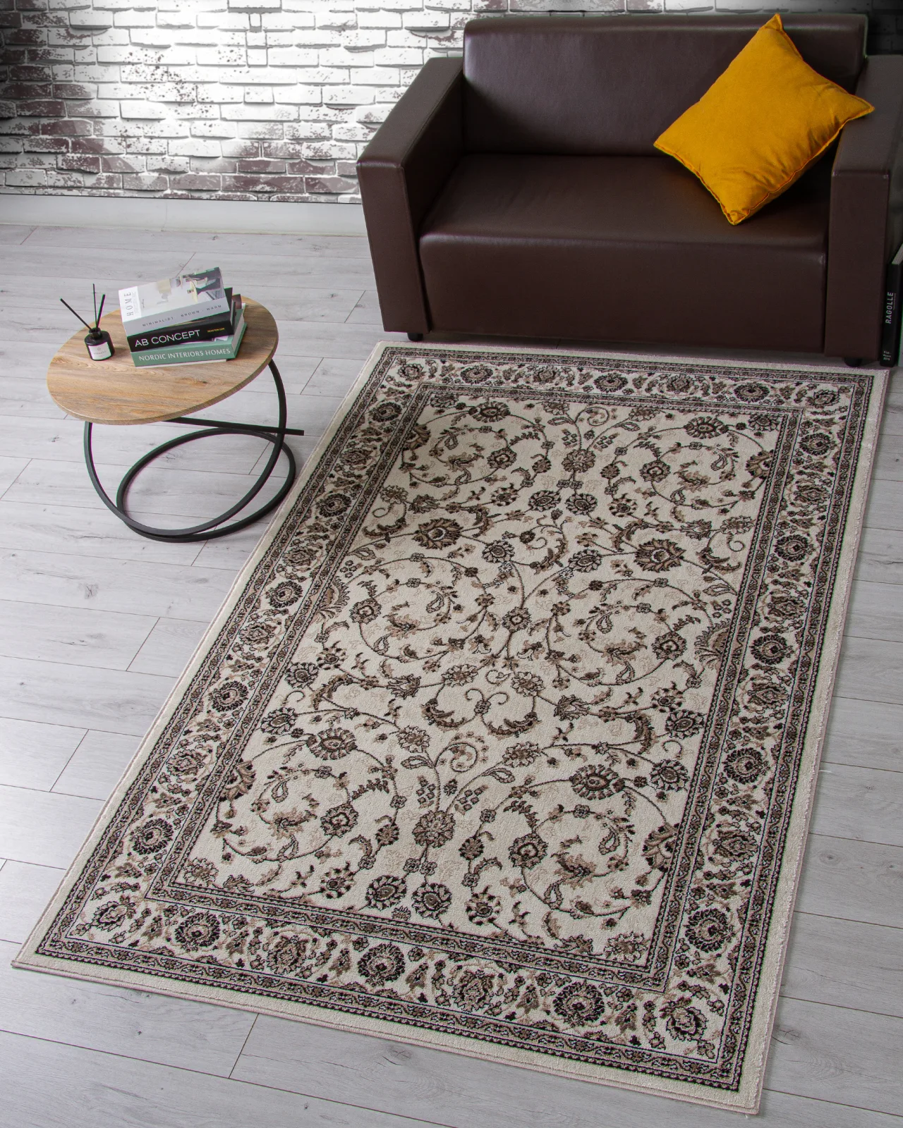 Классический ковер VALENCIA DELUXE d251 - CREAM-BROWN Heat-set Россия