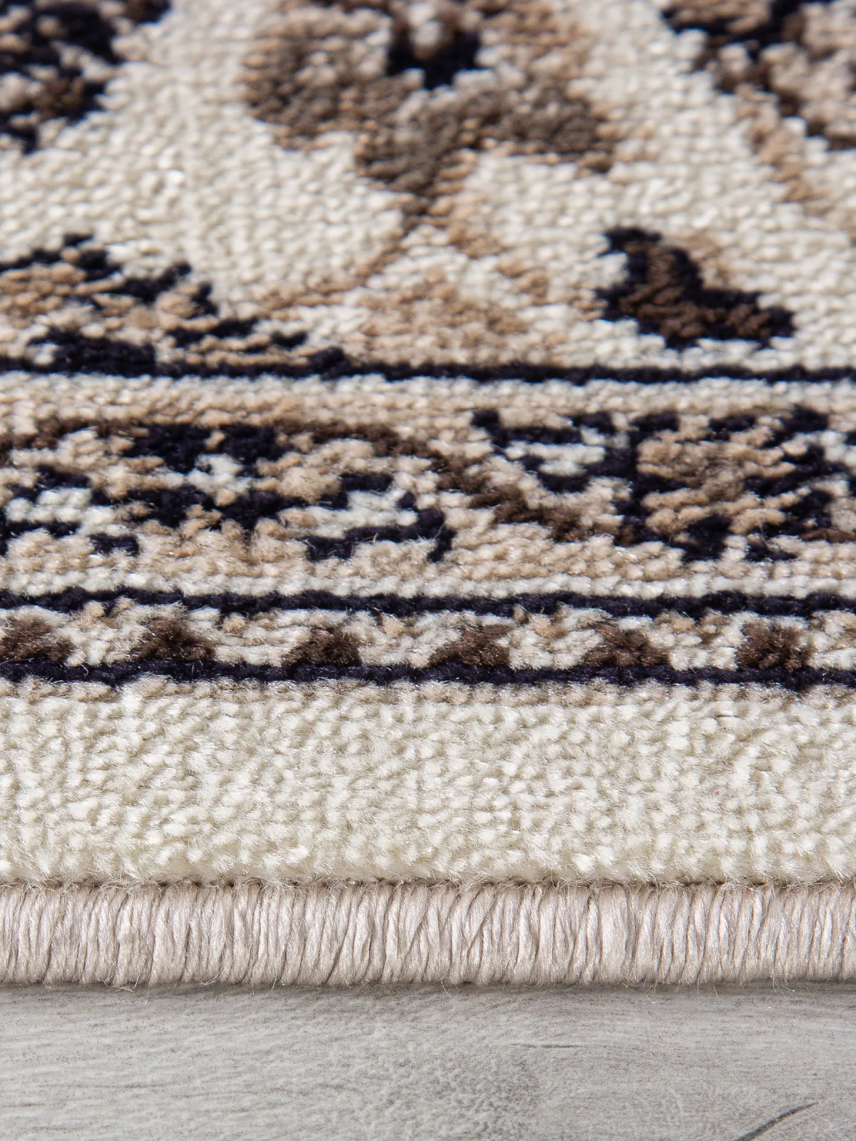 Классический ковер VALENCIA DELUXE d251 - CREAM-BROWN Heat-set Россия