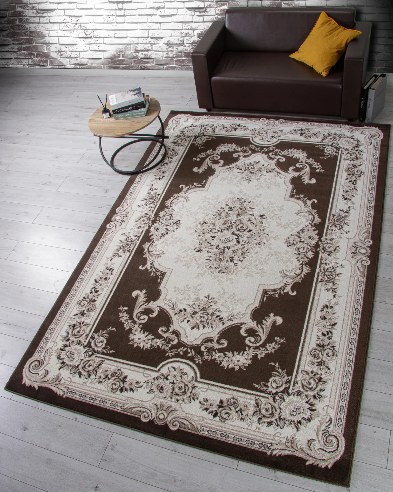 Классический ковер VALENCIA DELUXE 4015 - BROWN Heat-set Россия