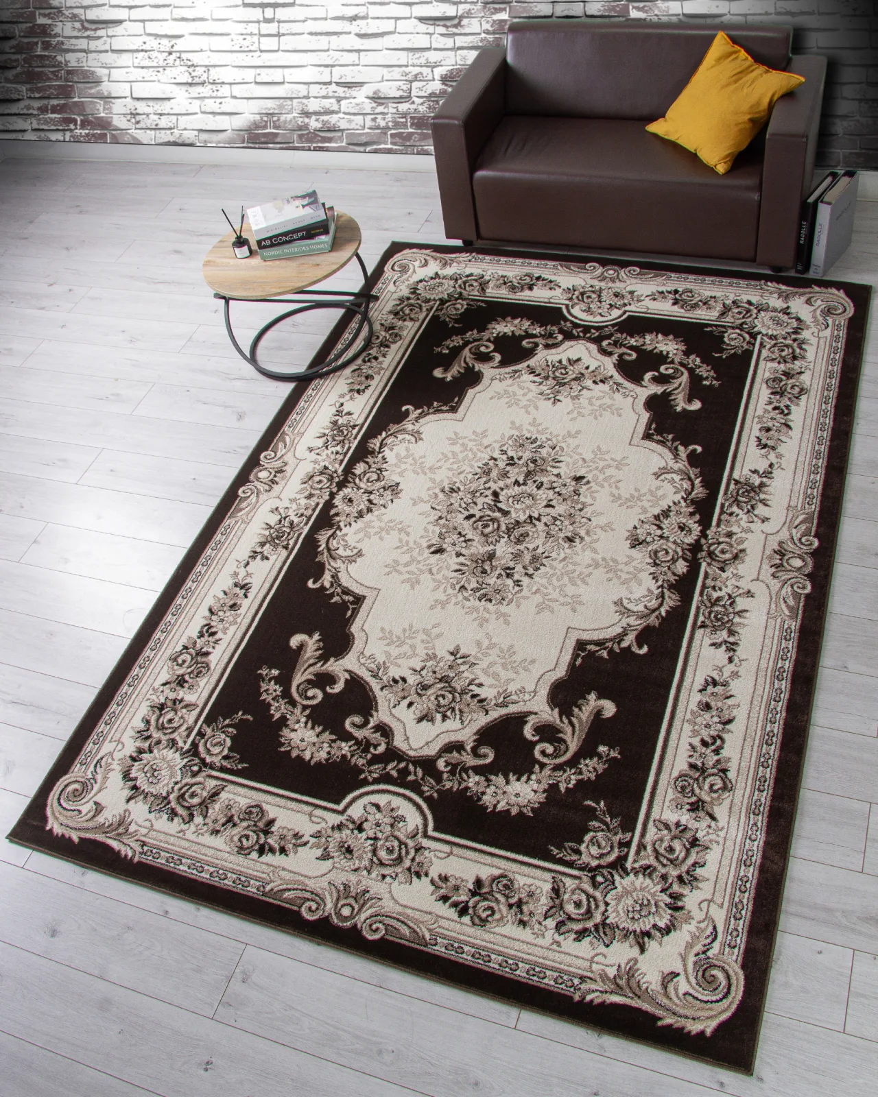 Классический ковер VALENCIA DELUXE 4015 - BROWN Heat-set Россия