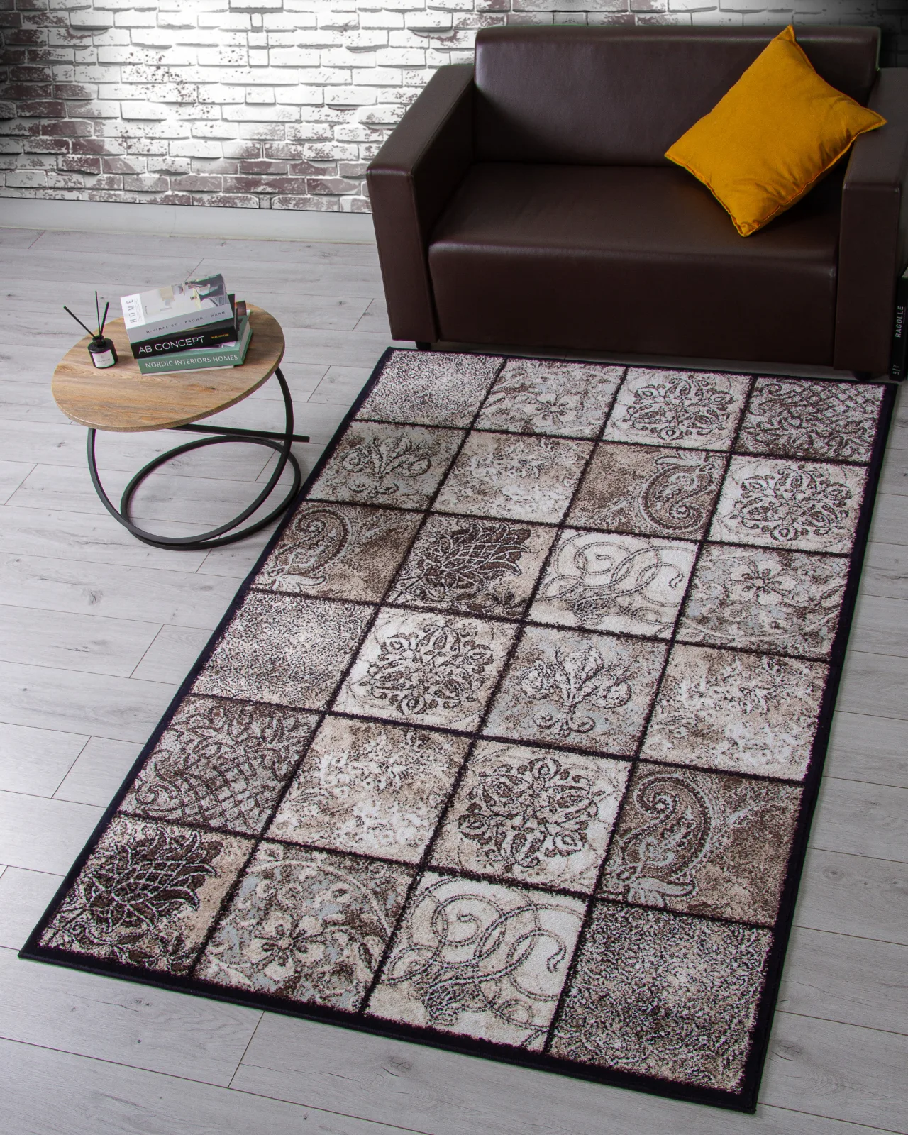 Классический ковер VALENCIA DELUXE d328 - BROWN Heat-set Россия