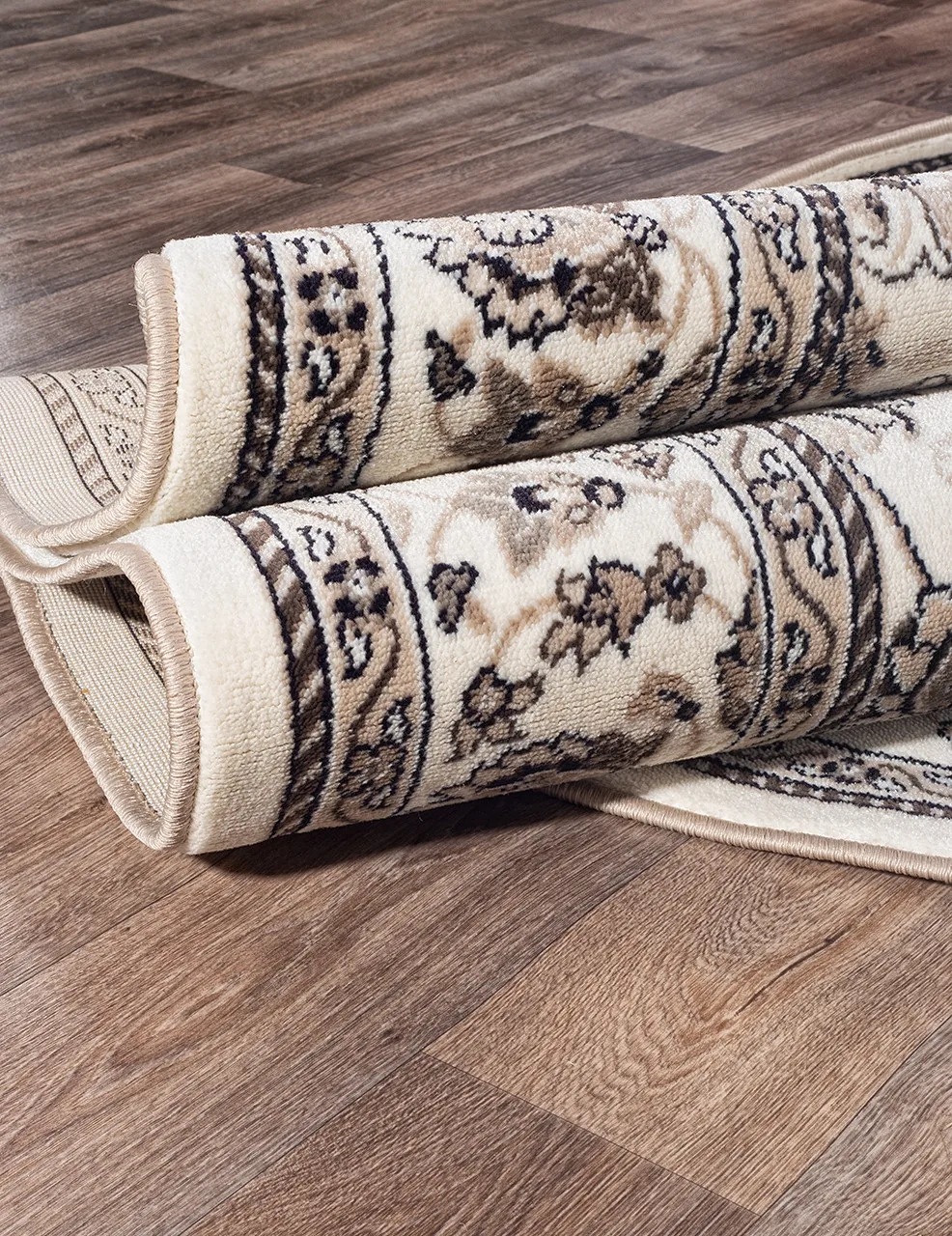Классический ковер VALENCIA DELUXE d251 - CREAM-BROWN Heat-set Россия