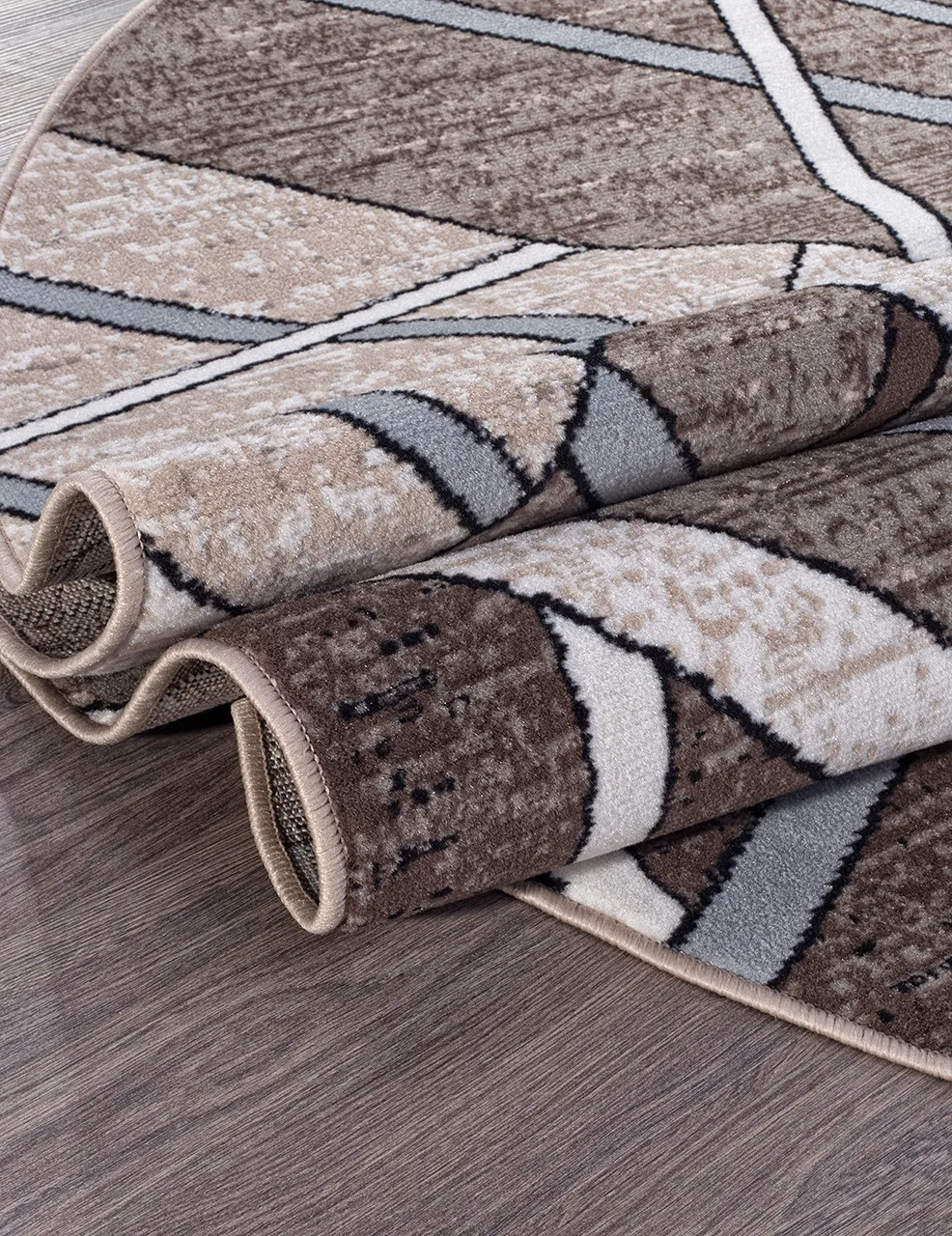Современный ковер SIERRA D487 - BEIGE-BROWN 2 BCF Россия