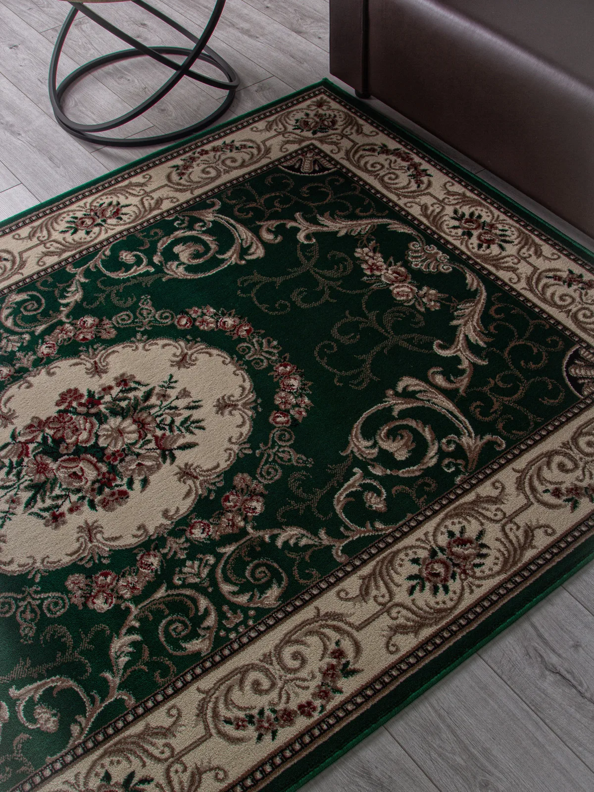 Классический ковер COLIZEY D066 - GREEN Heat-set Россия