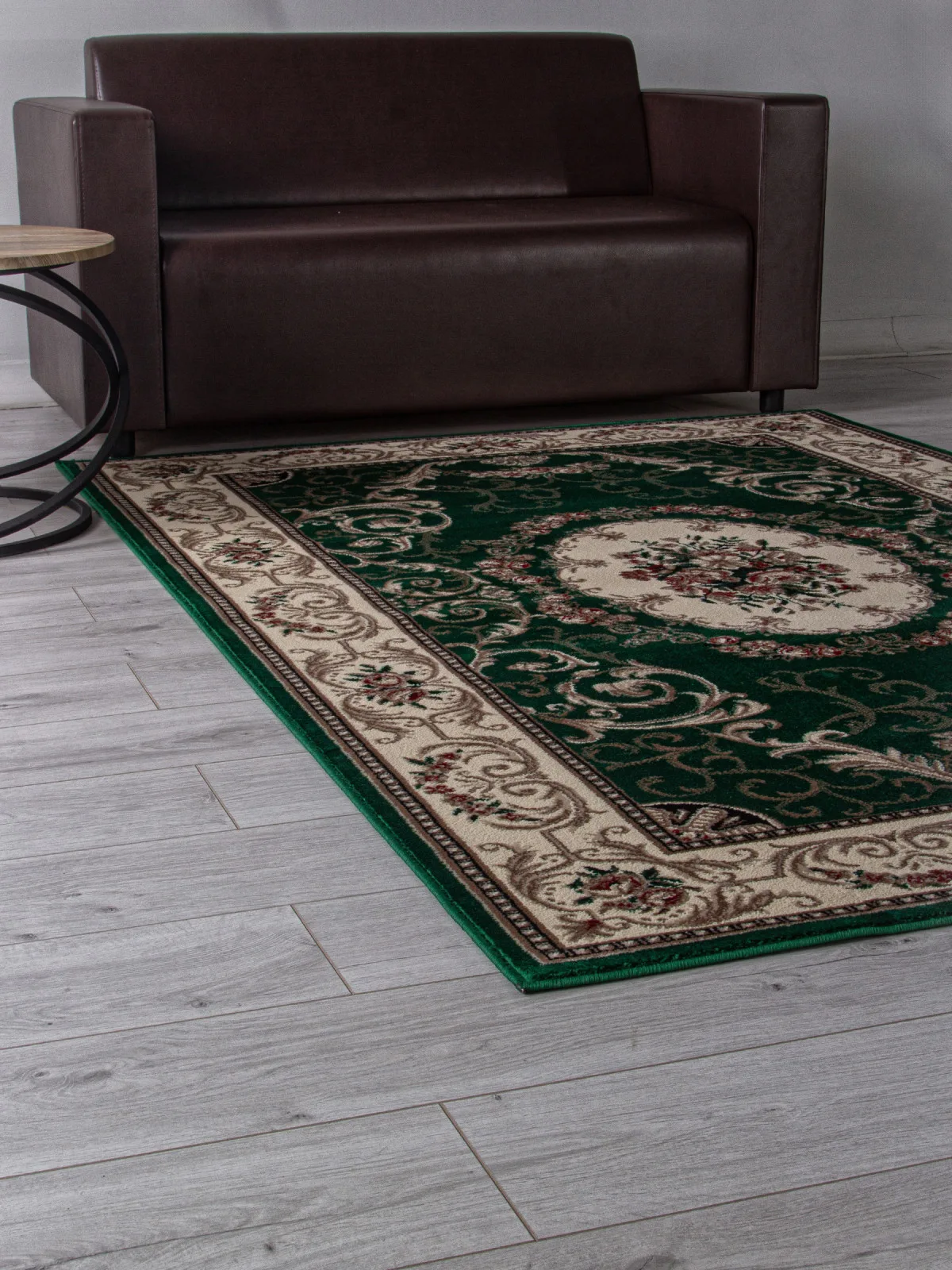 Классический ковер COLIZEY D066 - GREEN Heat-set Россия