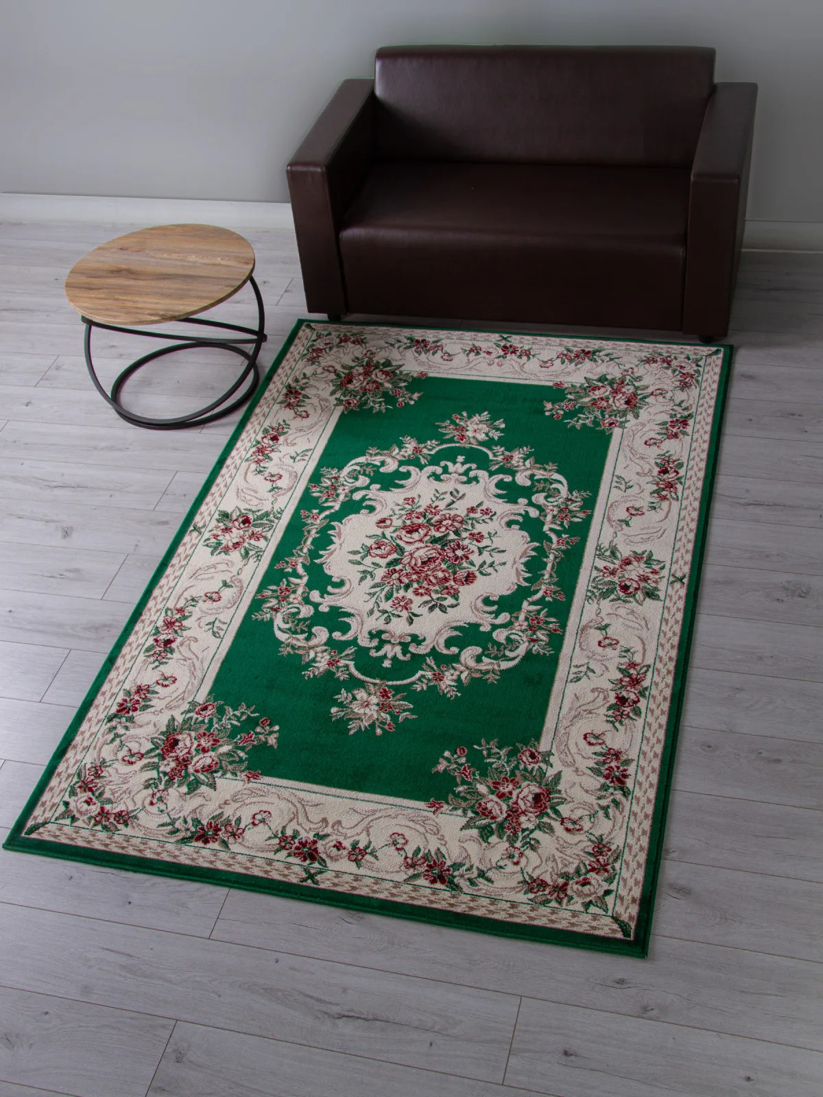 Классический ковер COLIZEY D057 - GREEN Heat-set Россия