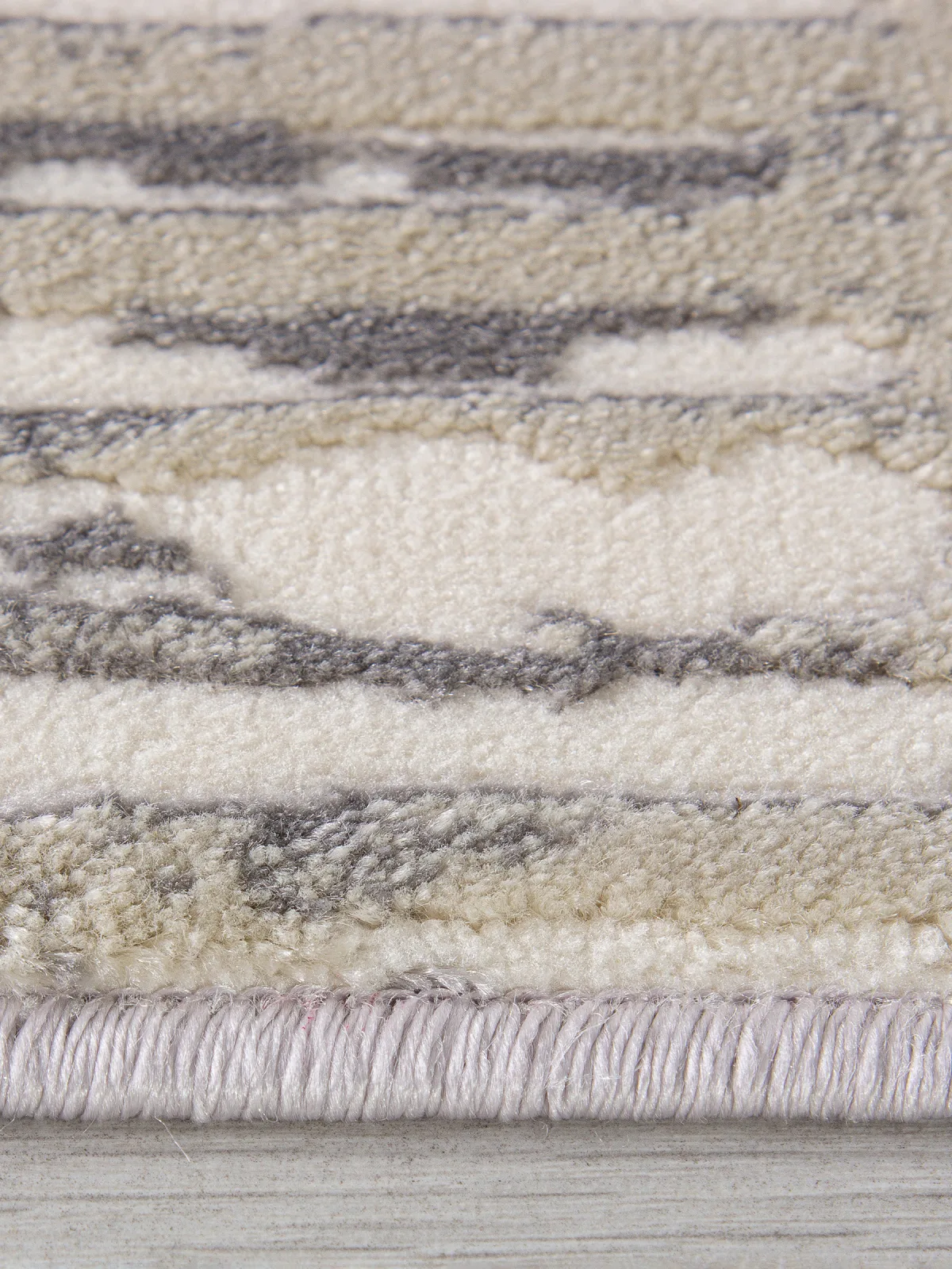Современный ковер ATLANTIS D999 - CREAM-GRAY Heat-set Россия