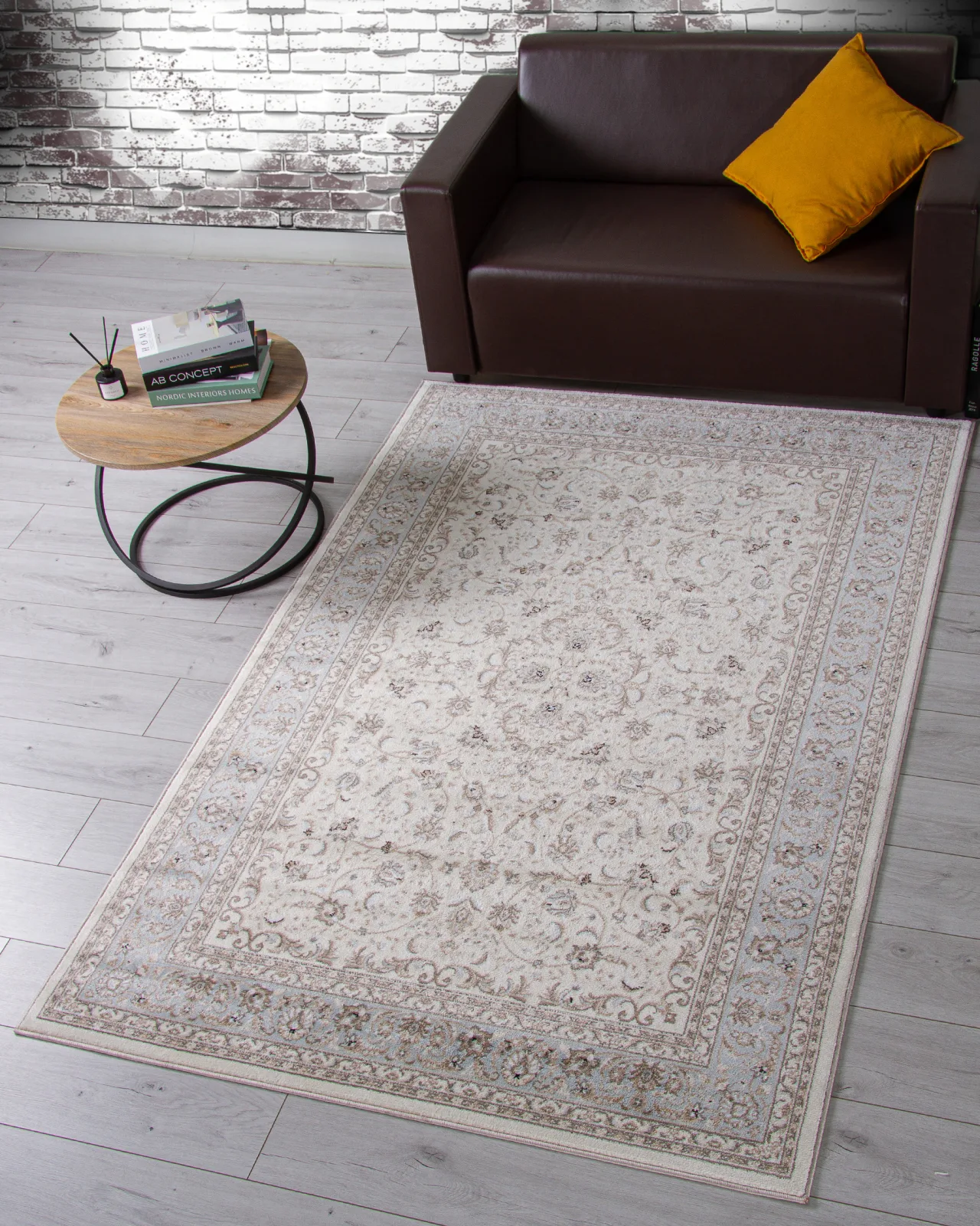Классический ковер VALENCIA DELUXE F014 - CREAM-L.BLUE Heat-set Россия