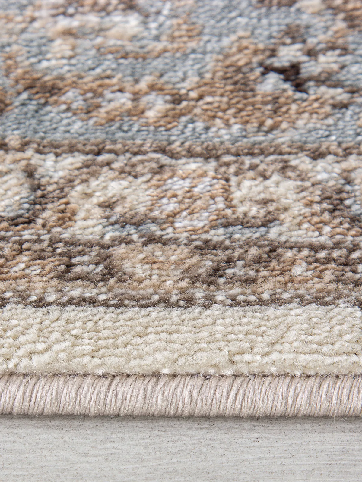 Классический ковер VALENCIA DELUXE F014 - CREAM-L.BLUE Heat-set Россия