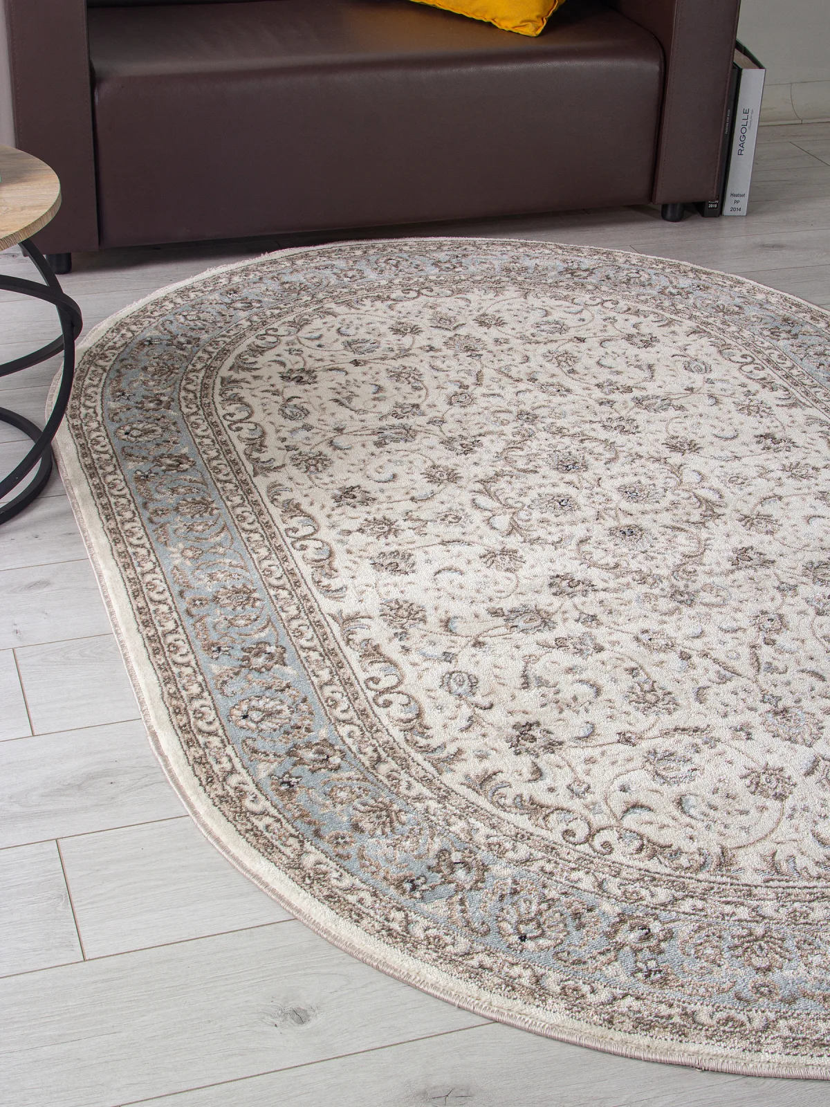 Классический ковер VALENCIA DELUXE F014 - CREAM-L.BLUE Heat-set Россия
