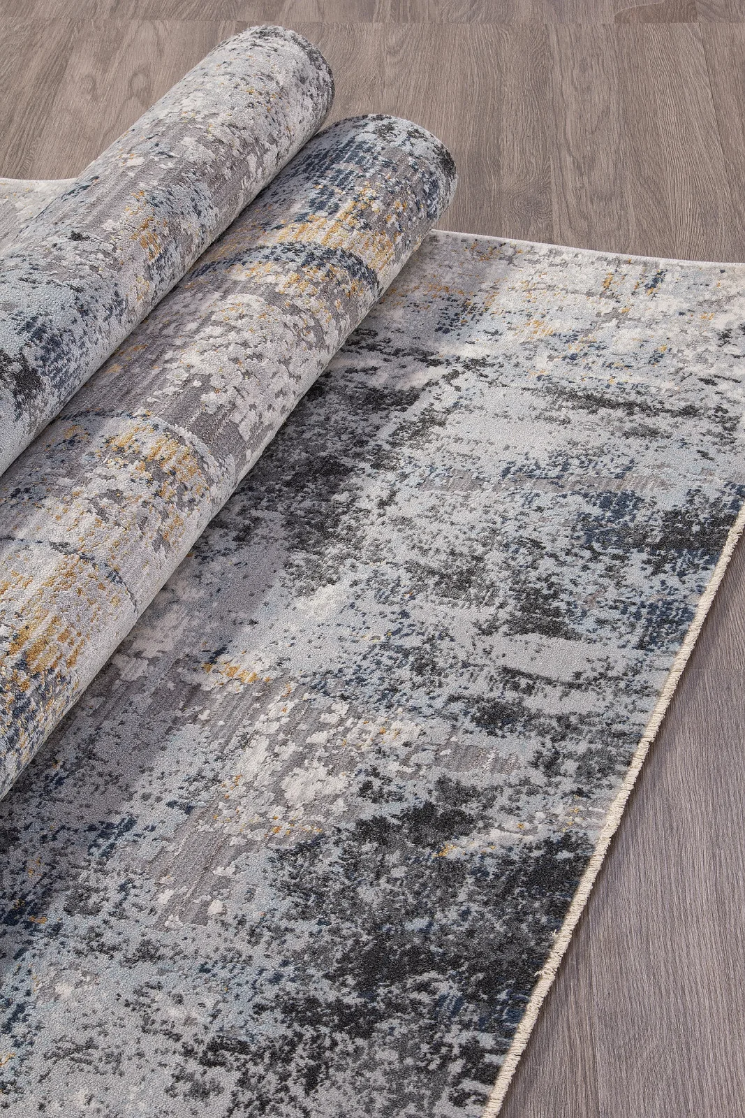 Современный ковер PETRA L0775B - LIGHT GRAY Heat-set Турция