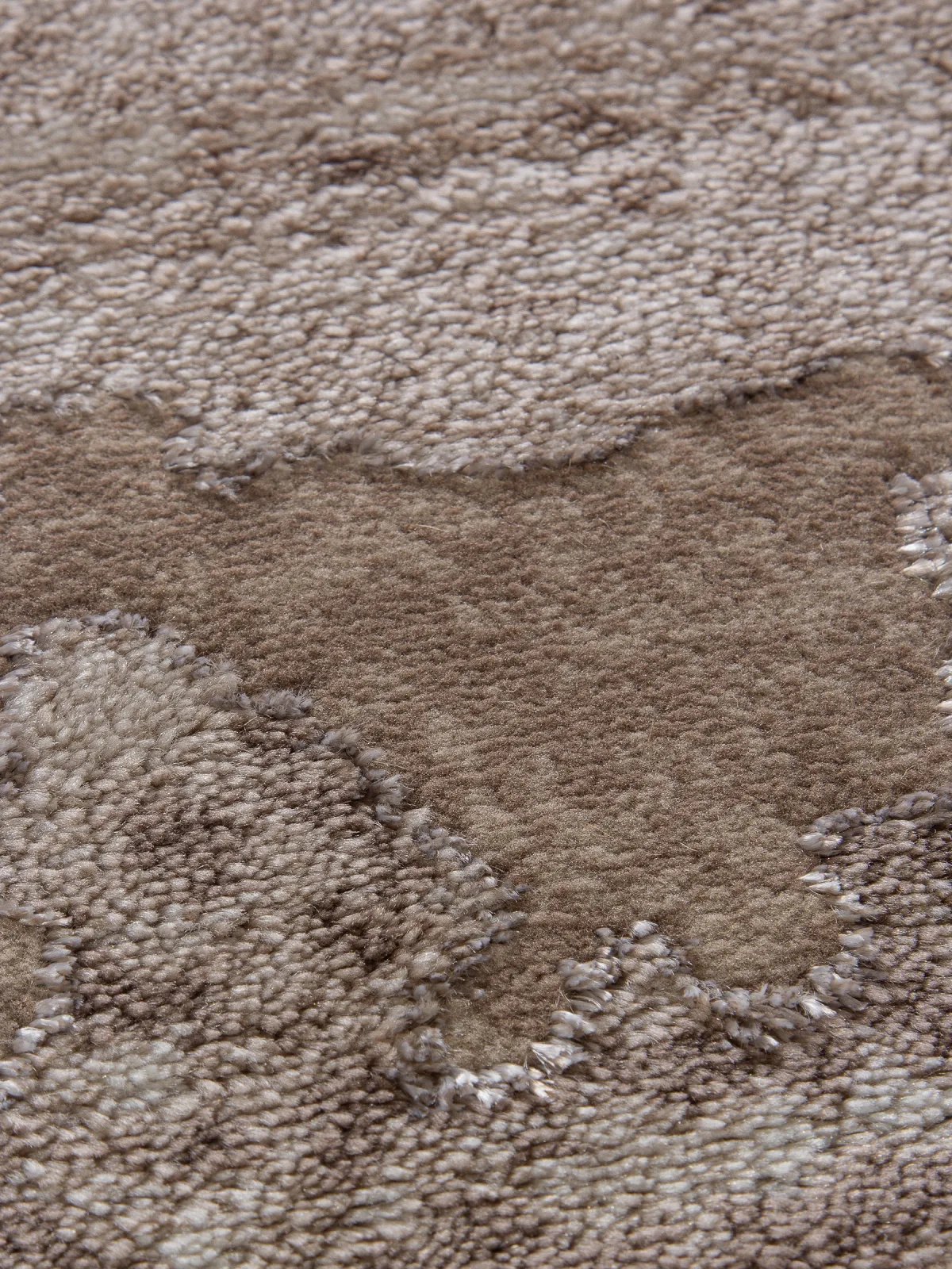 Современный ковер ALABAMA F173 - BEIGE Heat-set Россия