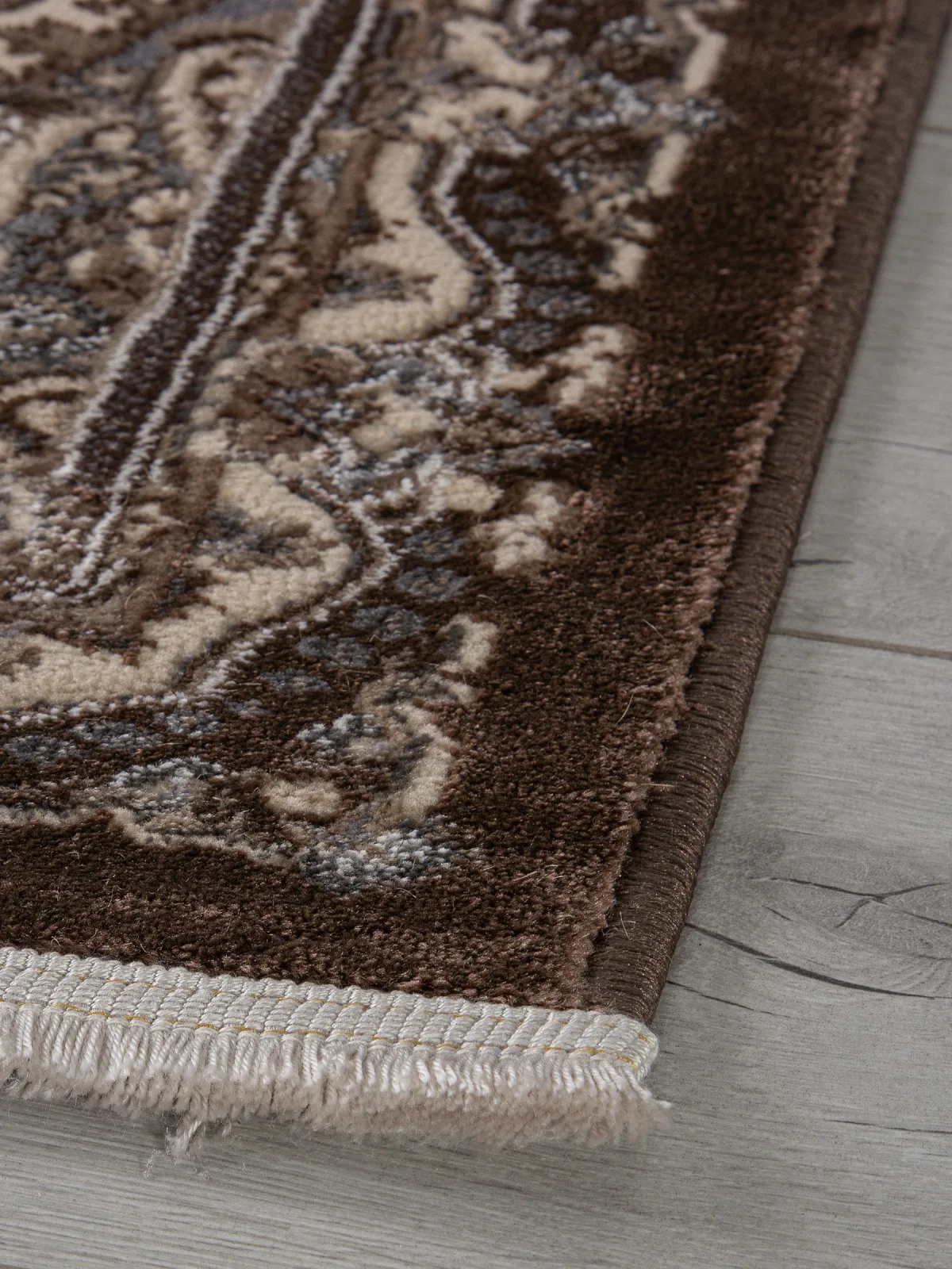 Классический ковер DOLCE D415 - BROWN Heat-set Россия