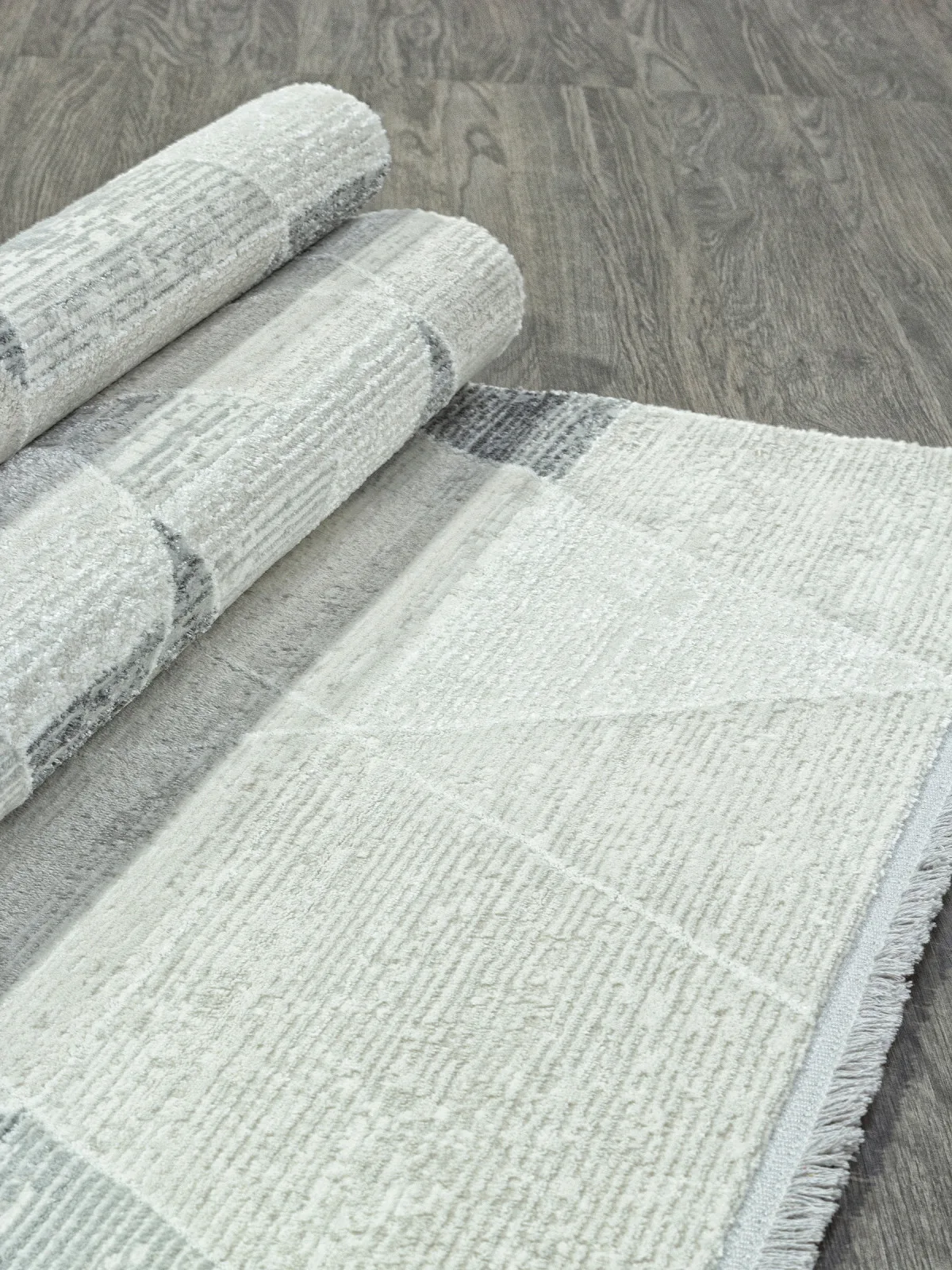 Современный ковер RUBI 26224C - CREAM / GREY фризе Турция