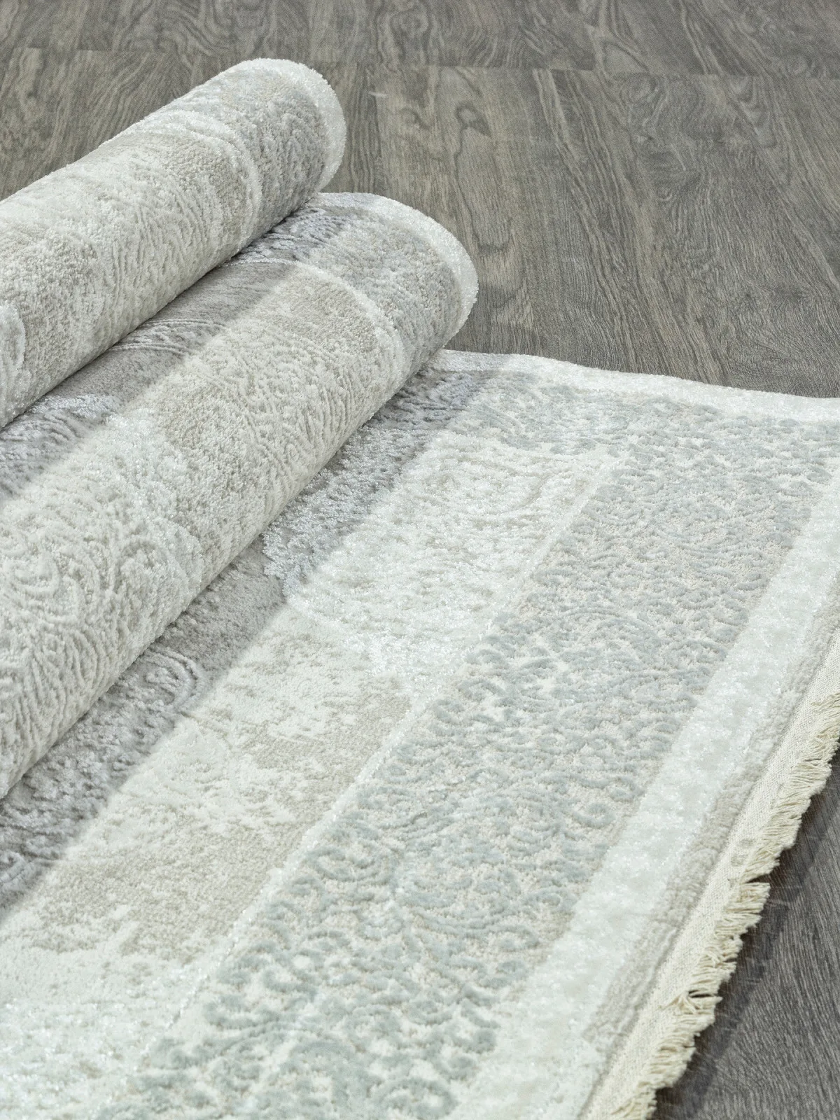 Классический ковер RUBI 26702A - CREAM / BEIGE фризе Heat-set Турция