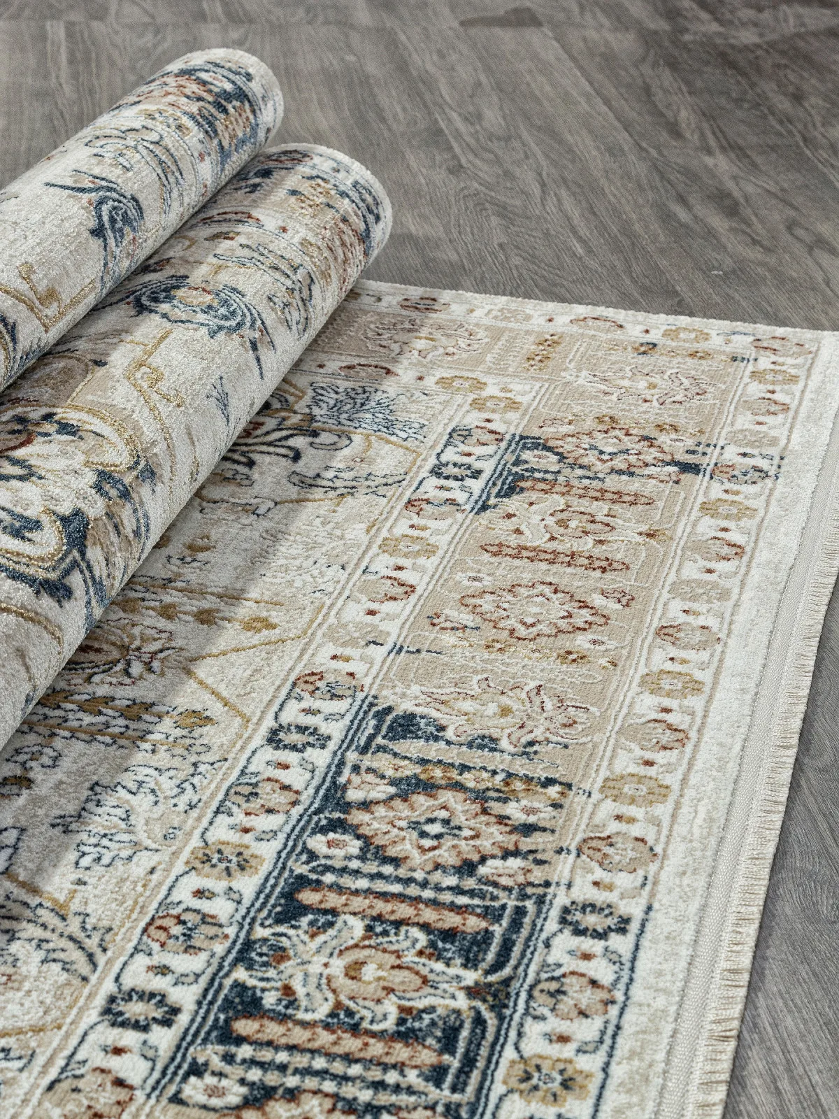 Классический ковер LISSABON SI061M - MULTI / BROWN полиэстер Турция