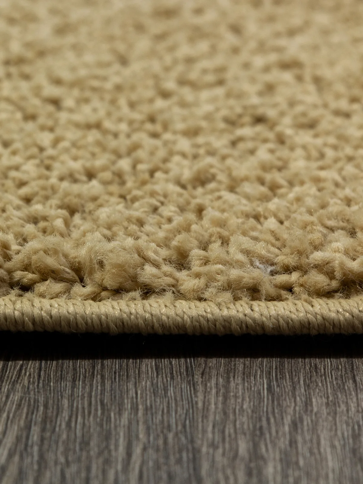 Однотонный ковер LANA T600 - BEIGE из полипропилена Россия