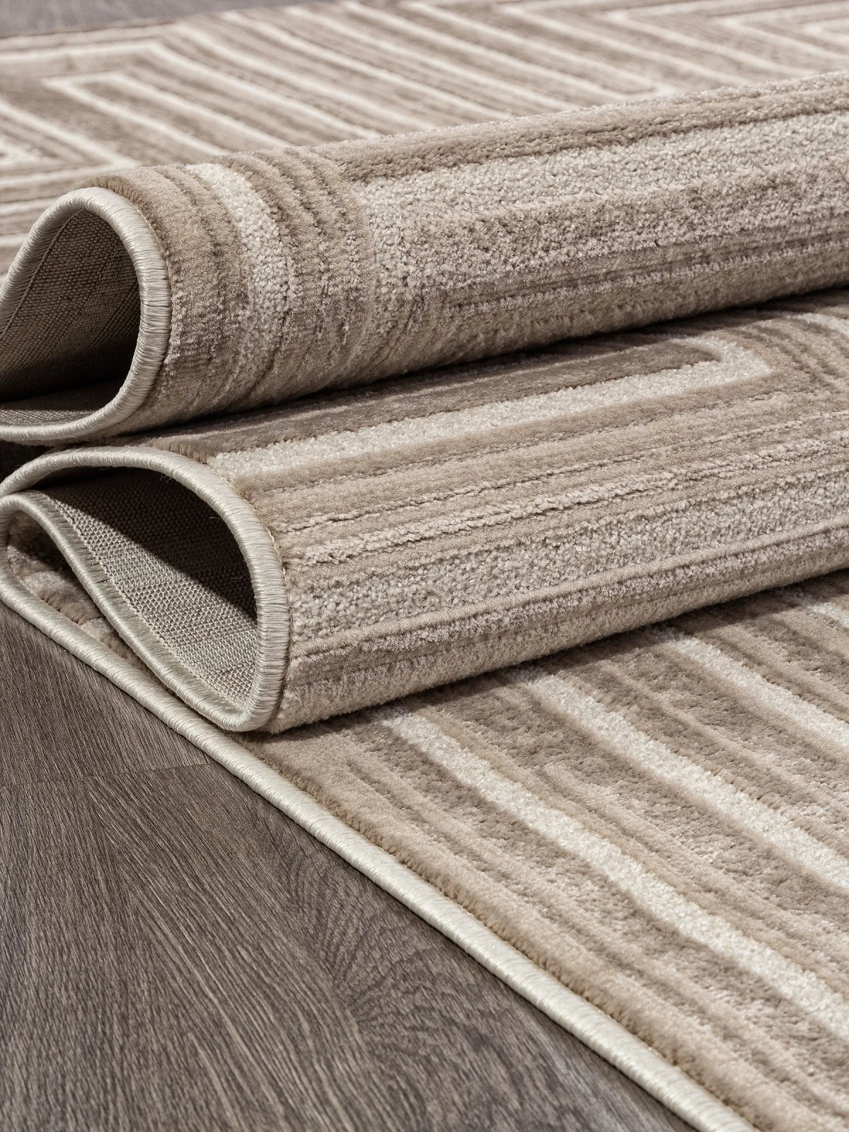 Современный ковер DIOS F412 - BEIGE Heat-set Россия