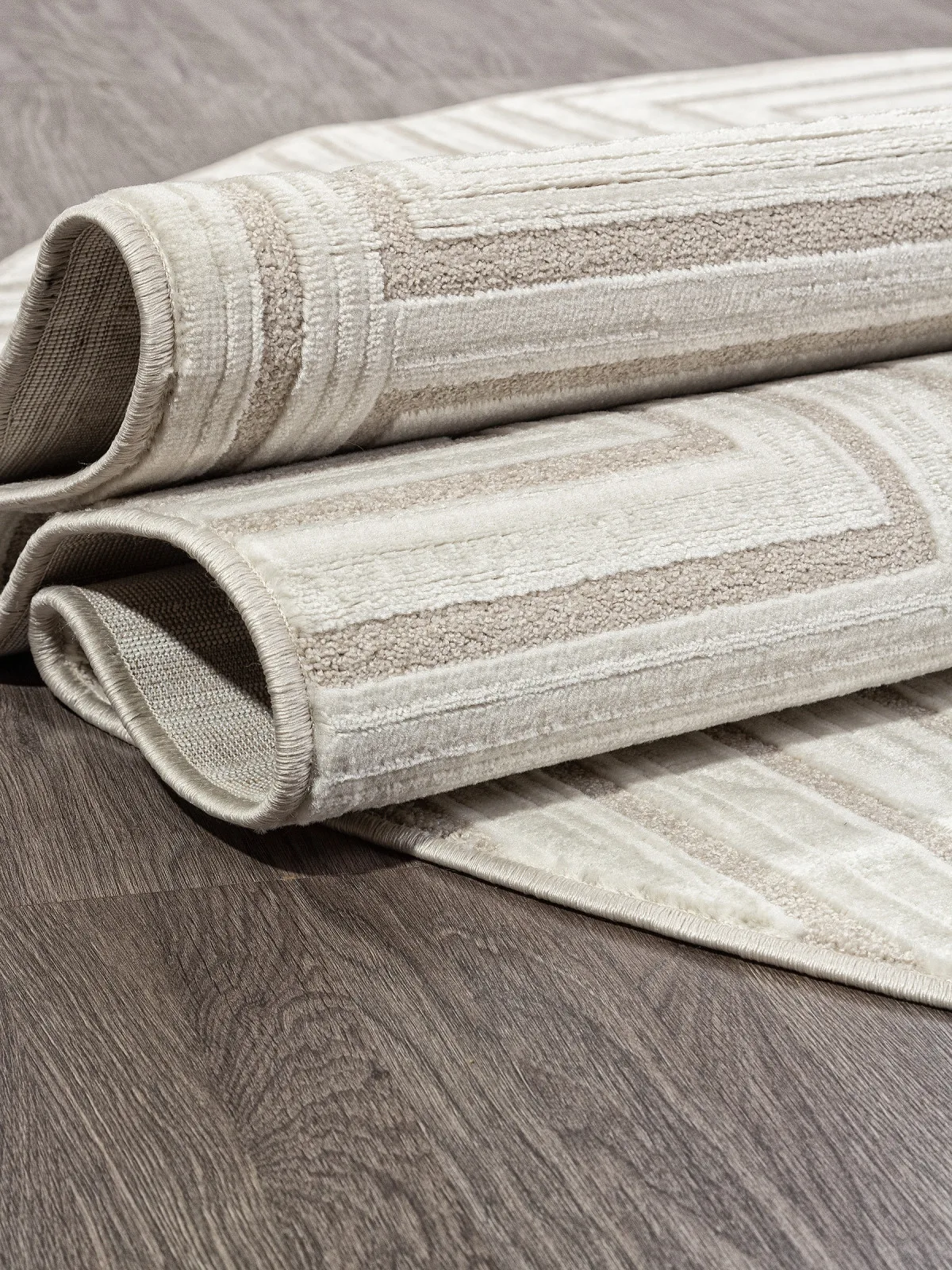 Современный ковер DIOS F412 - CREAM Heat-set Россия