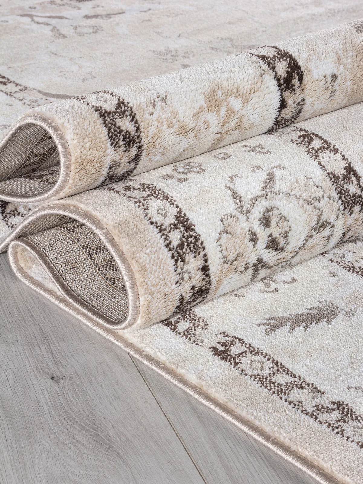 Классический ковер IRIS MP04 - BEIGE Heat-set Россия