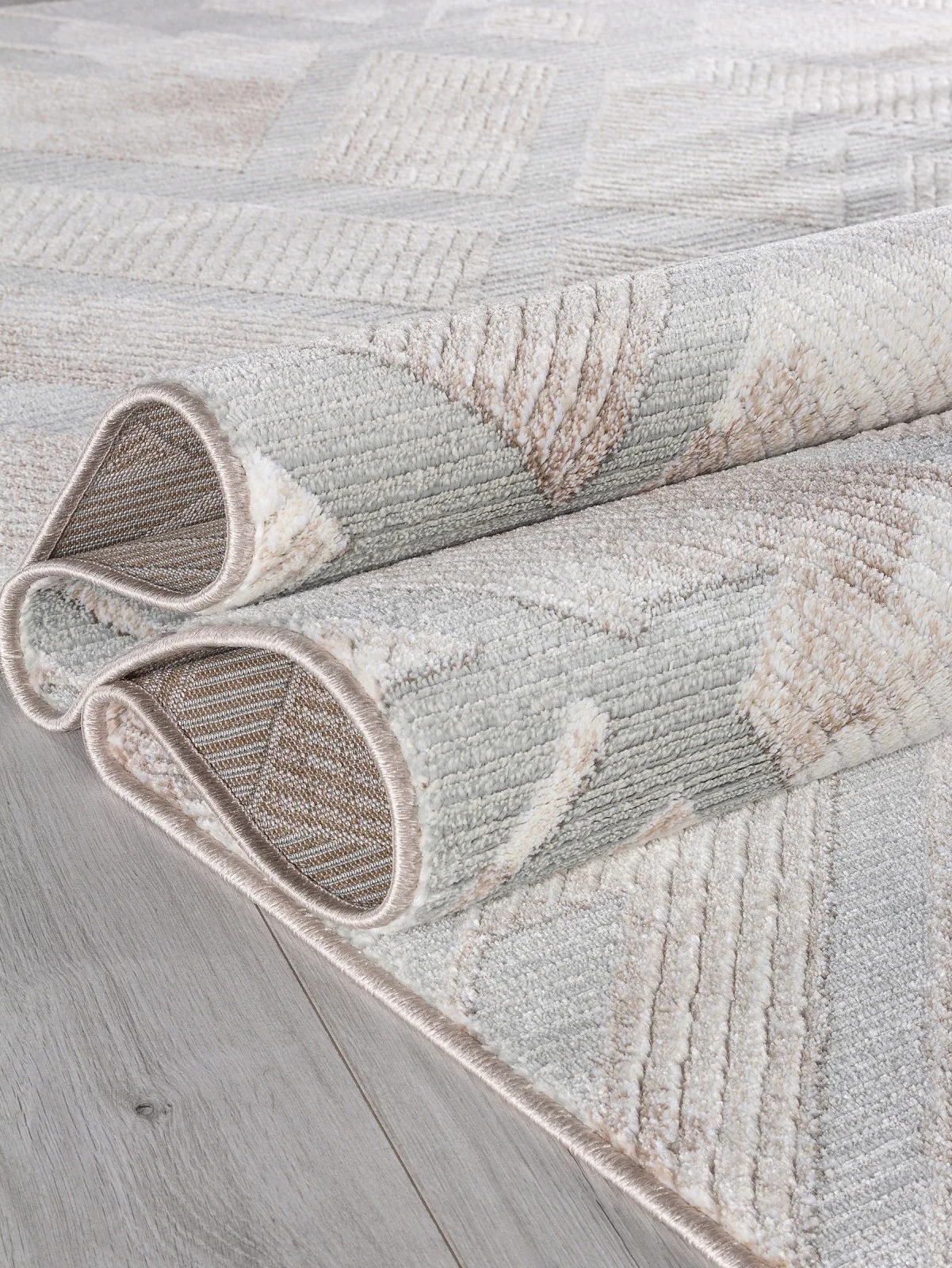 Современный ковер IRIS MP16 - BEIGE Heat-set Россия