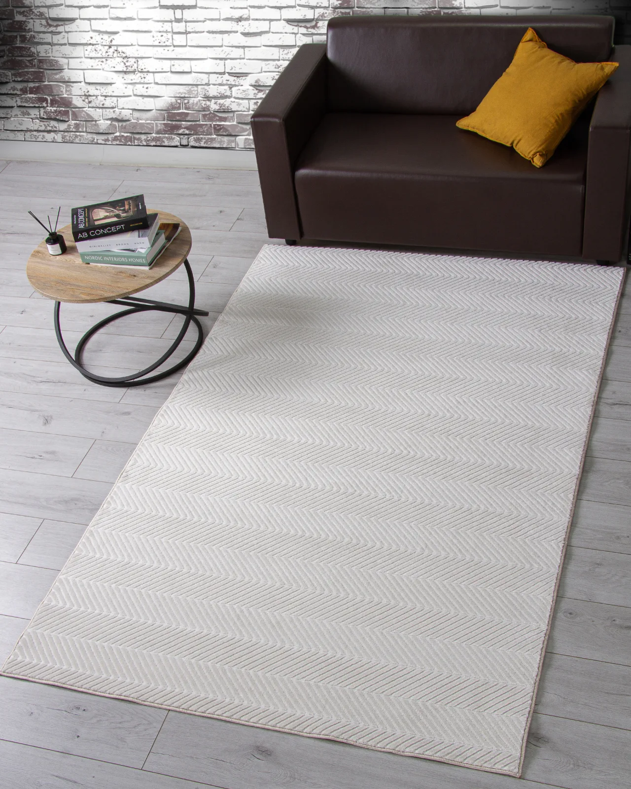 Ковер в стиле минимализм MONBLAN F555 - CREAM Heat-set Россия