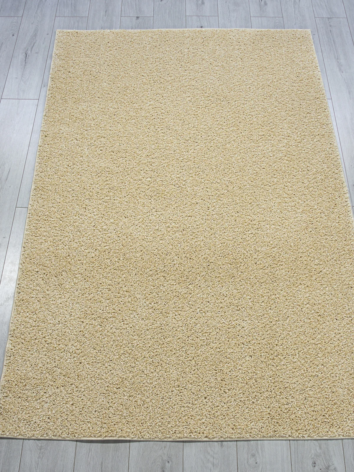Однотонный ковер LANA T600 - BEIGE 4 полипропилен Россия