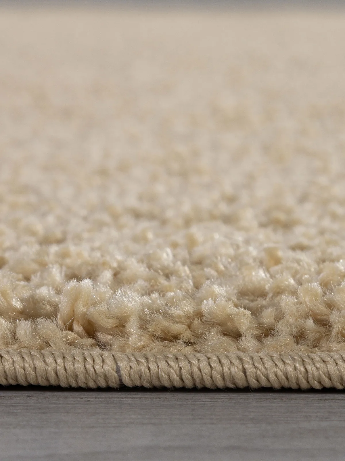 Однотонный ковер LANA T600 - BEIGE 5 полипропилен Россия