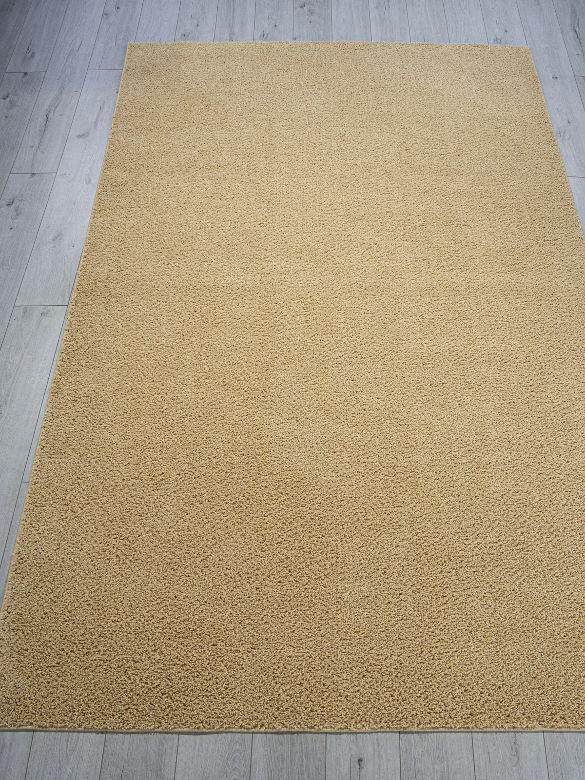 Однотонный ковер LANA T600 - BEIGE 5 полипропилен Россия