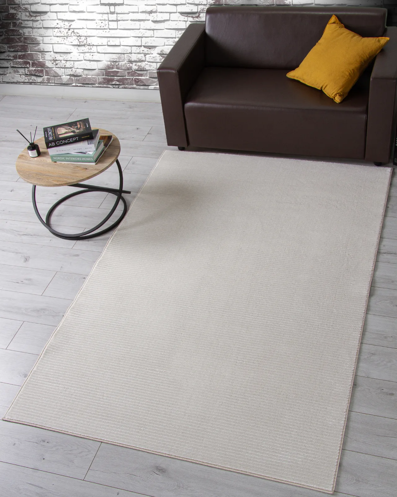 Минимализм ковер MONBLAN F558 - CREAM Heat-set Россия