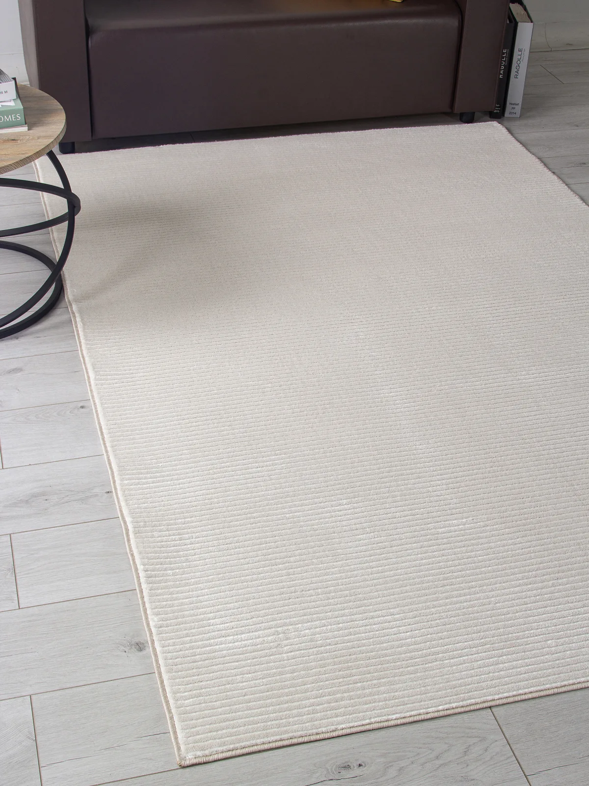 Минимализм ковер MONBLAN F558 - CREAM Heat-set Россия
