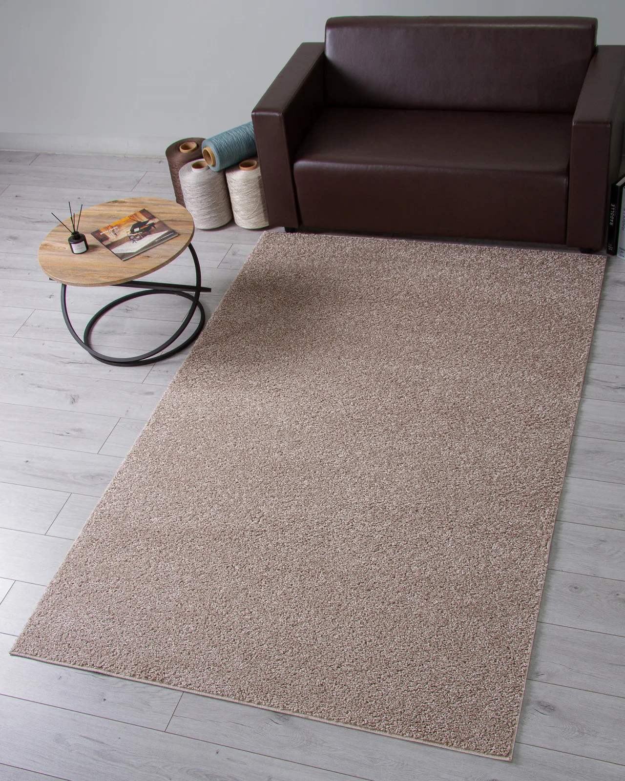 Однотонный ковер LANA T600 - BEIGE 6 полипропилен Россия