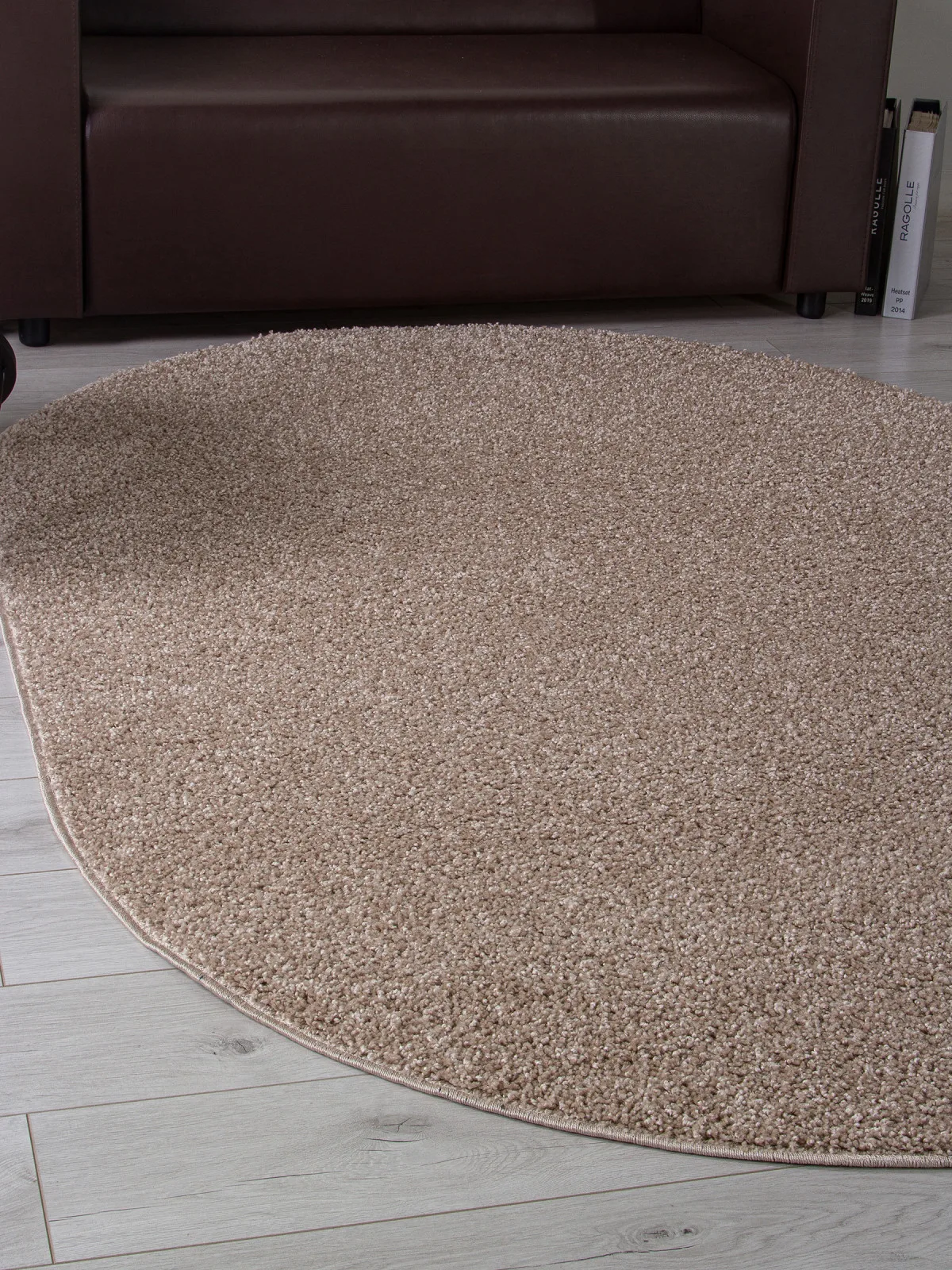 Однотонный ковер LANA T600 - BEIGE 6 полипропилен Россия