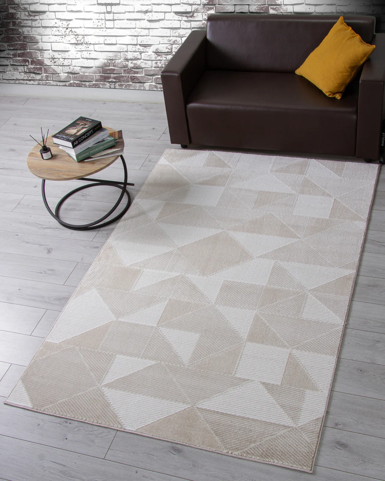 Современный ковер OSTIN F603 - CREAM Heat-set Россия