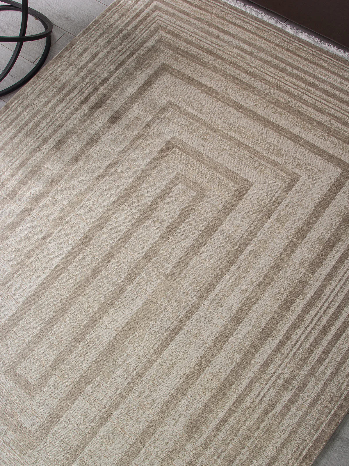 Современный ковер EMPEROS OLIMPOS H883AD - L.BEIGE / BEIGE вискоза Турция