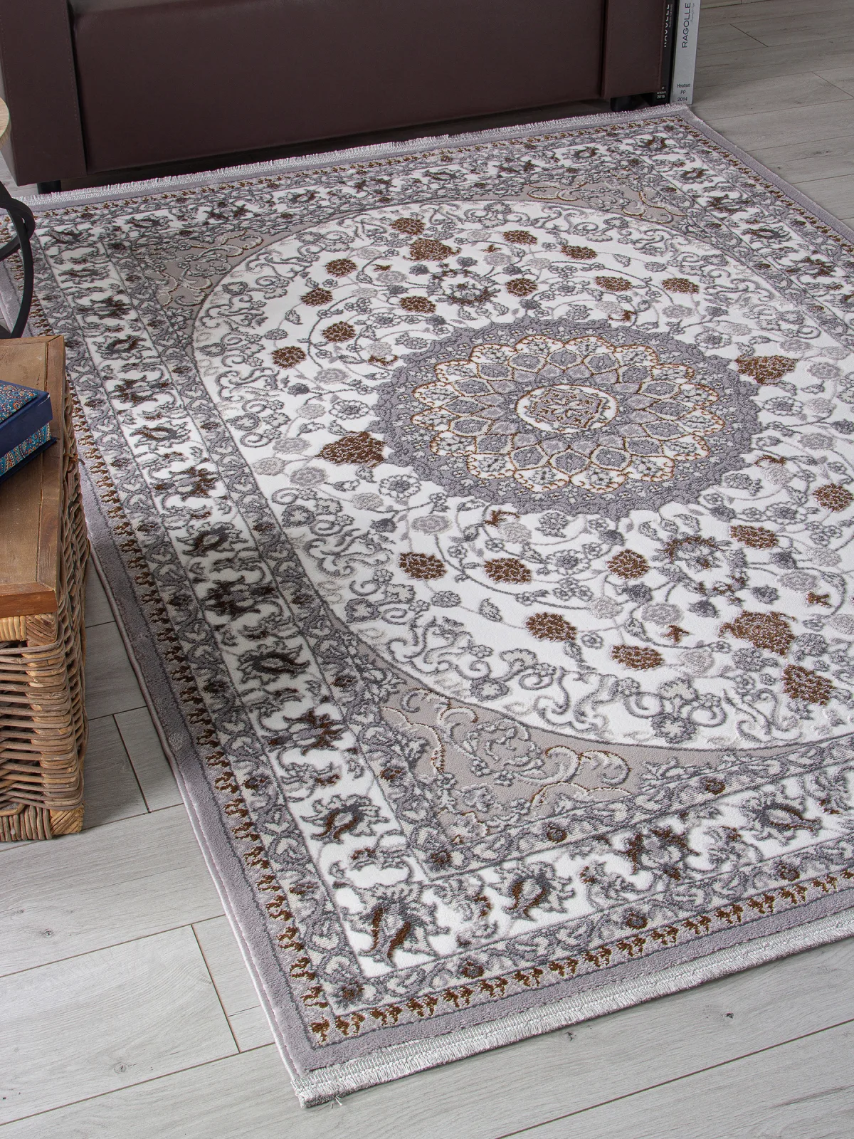 Классический ковер HALIF F611 - GRAY-GREEN Heat-set Россия