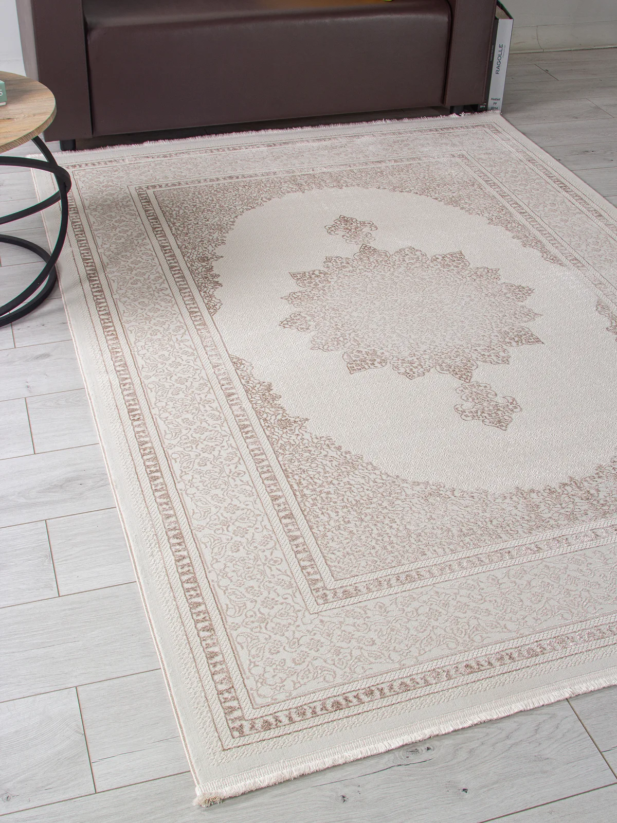 Классический ковер OASIS OC103A - CREAM / CREAM полиэстер Турция