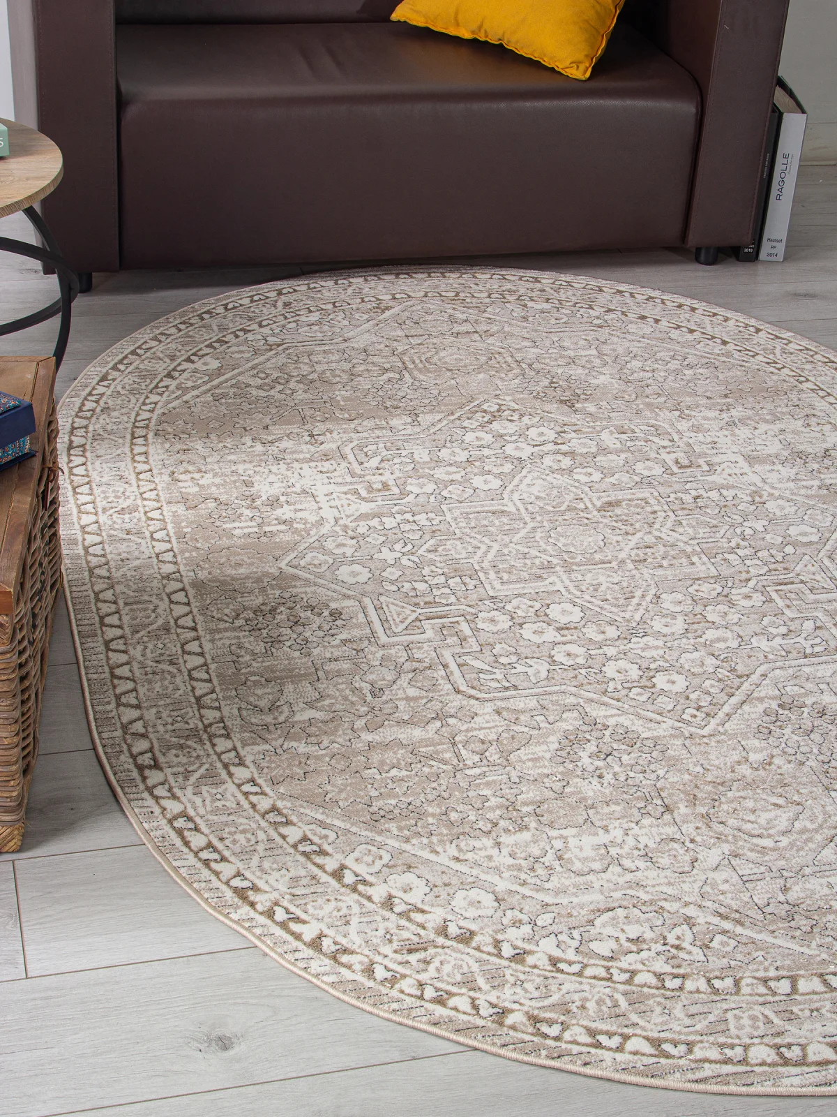 Классический ковер NOVA 04293A - BEIGE FDY / CREAM HB полиэстер Турция