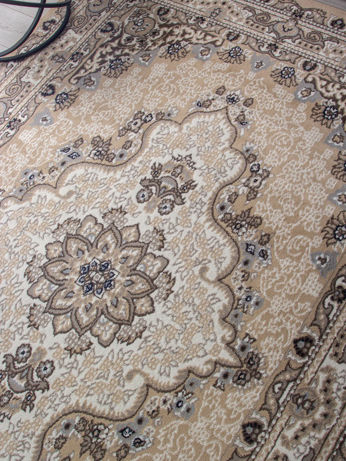 Классический ковер PRAGA 06020A - BEIGE / BEIGE BCF Грузия