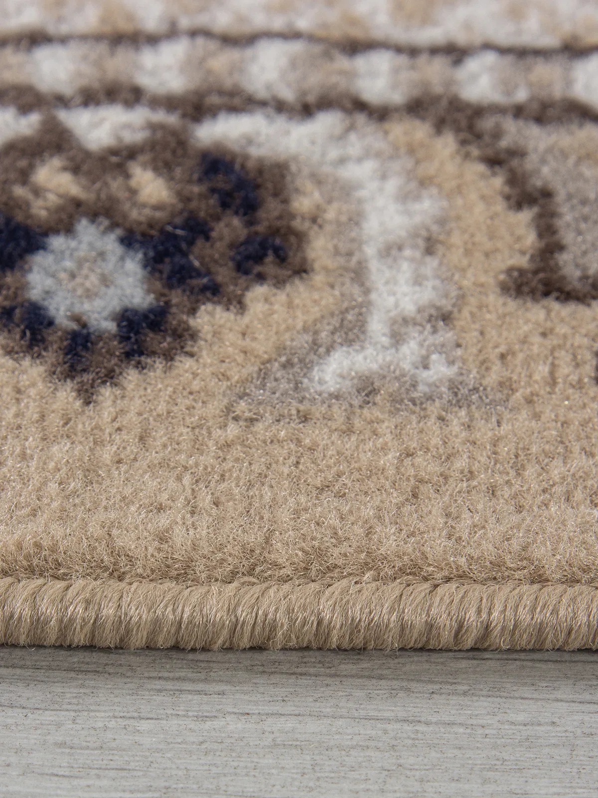 Классический ковер PRAGA 06020A - BEIGE / BEIGE BCF Грузия