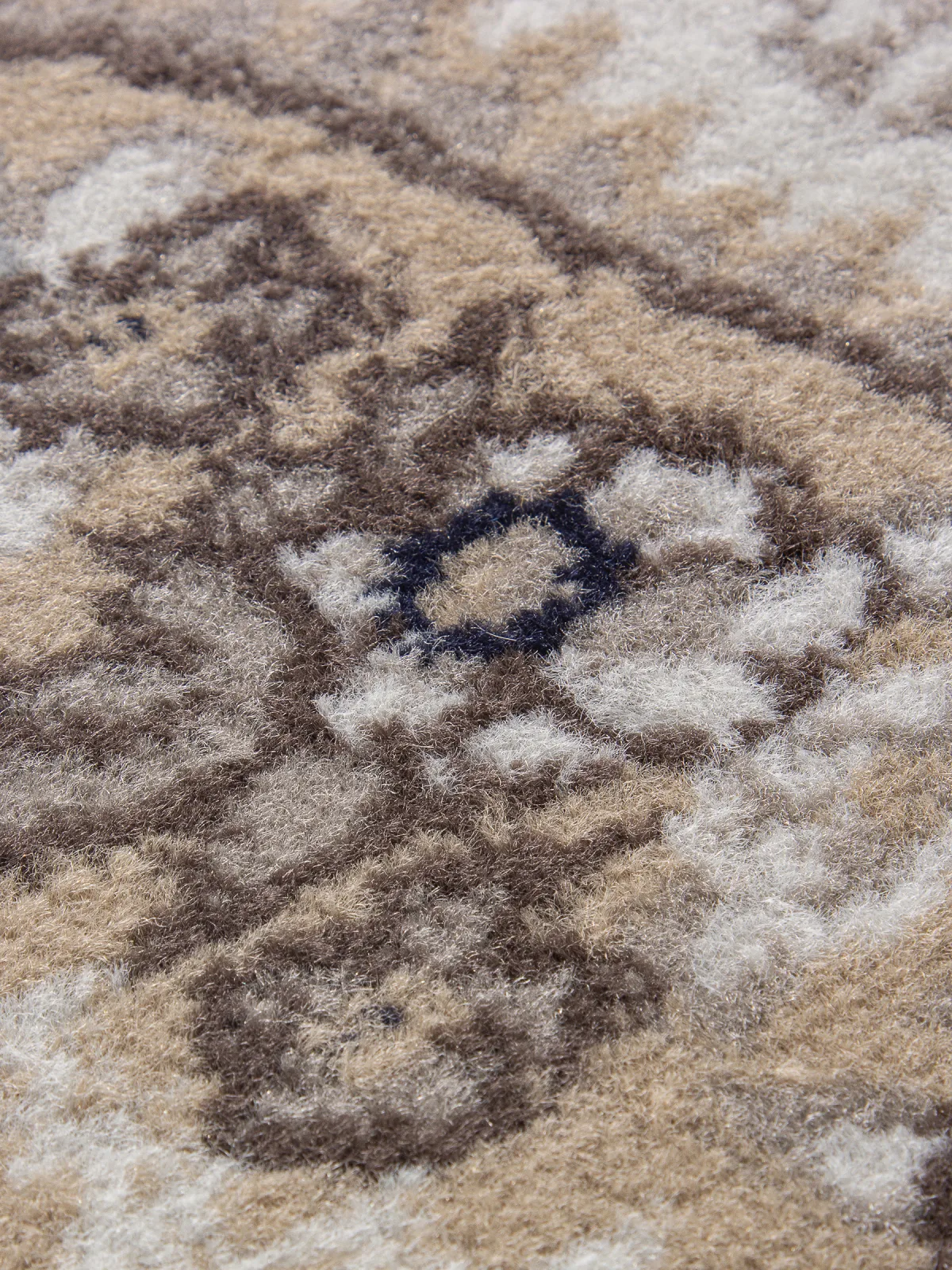 Классический ковер PRAGA 06020A - BEIGE / BEIGE BCF Грузия
