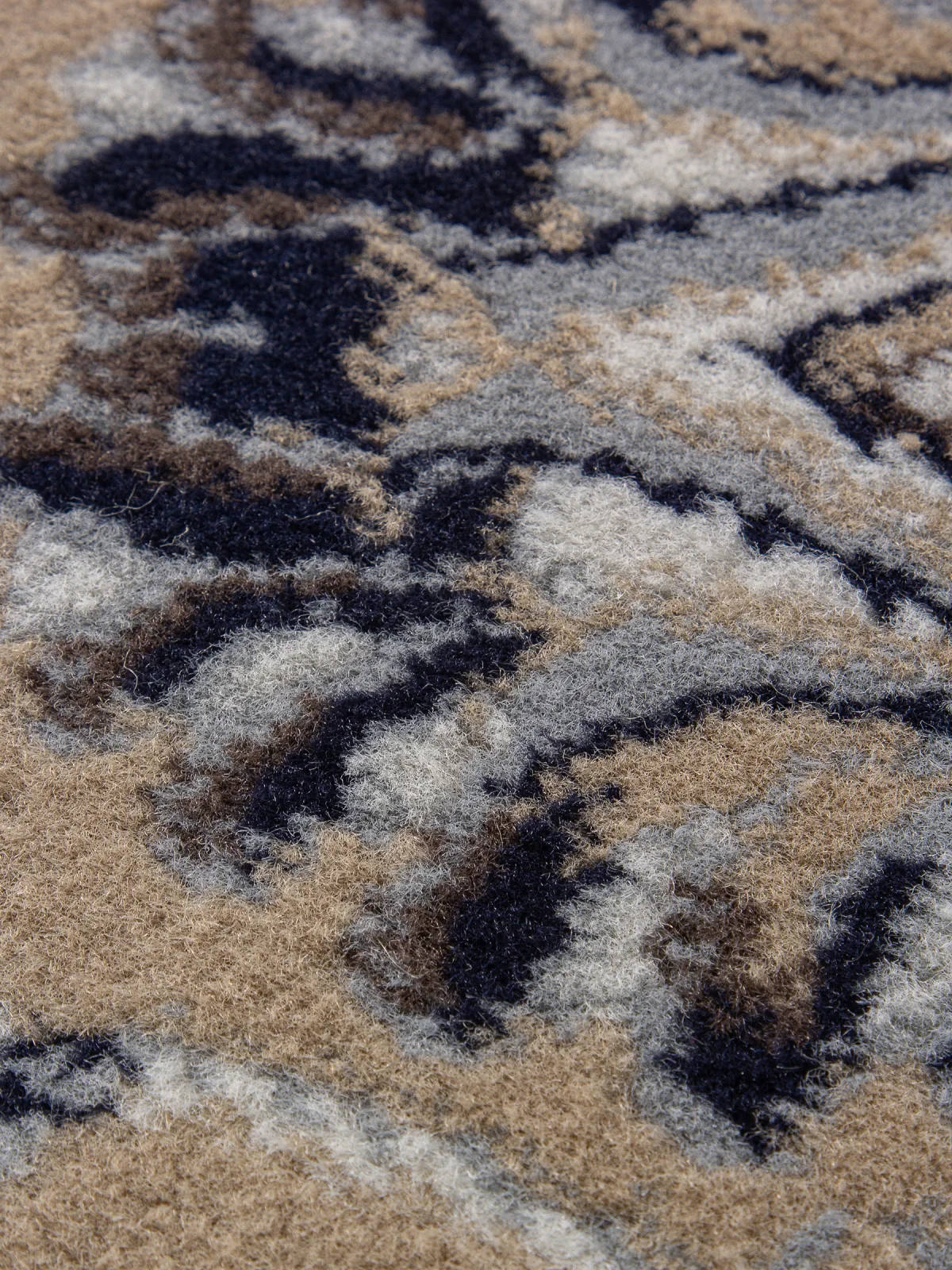 Классический ковер PRAGA 06030A - BEIGE / BEIGE BCF Грузия