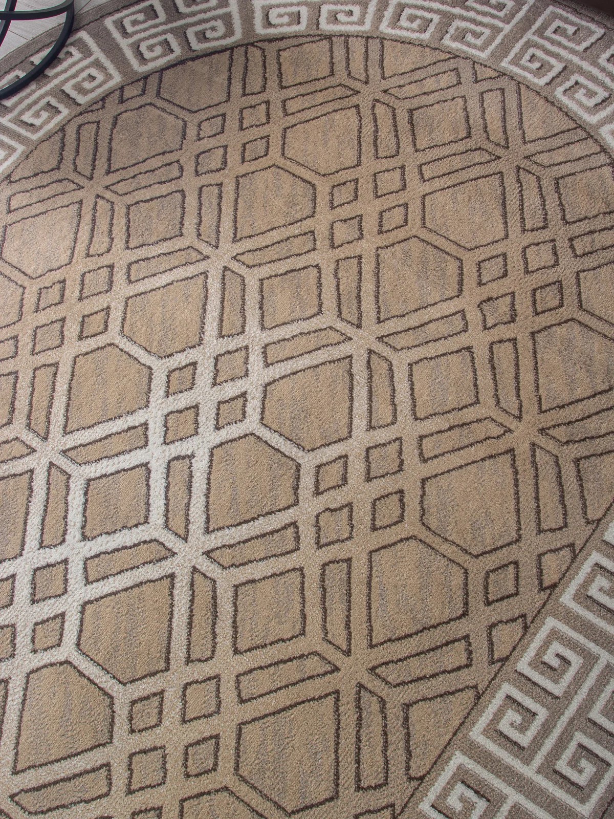Классический ковер PRAGA 06027A - BEIGE / DARK VIZON BCF Грузия