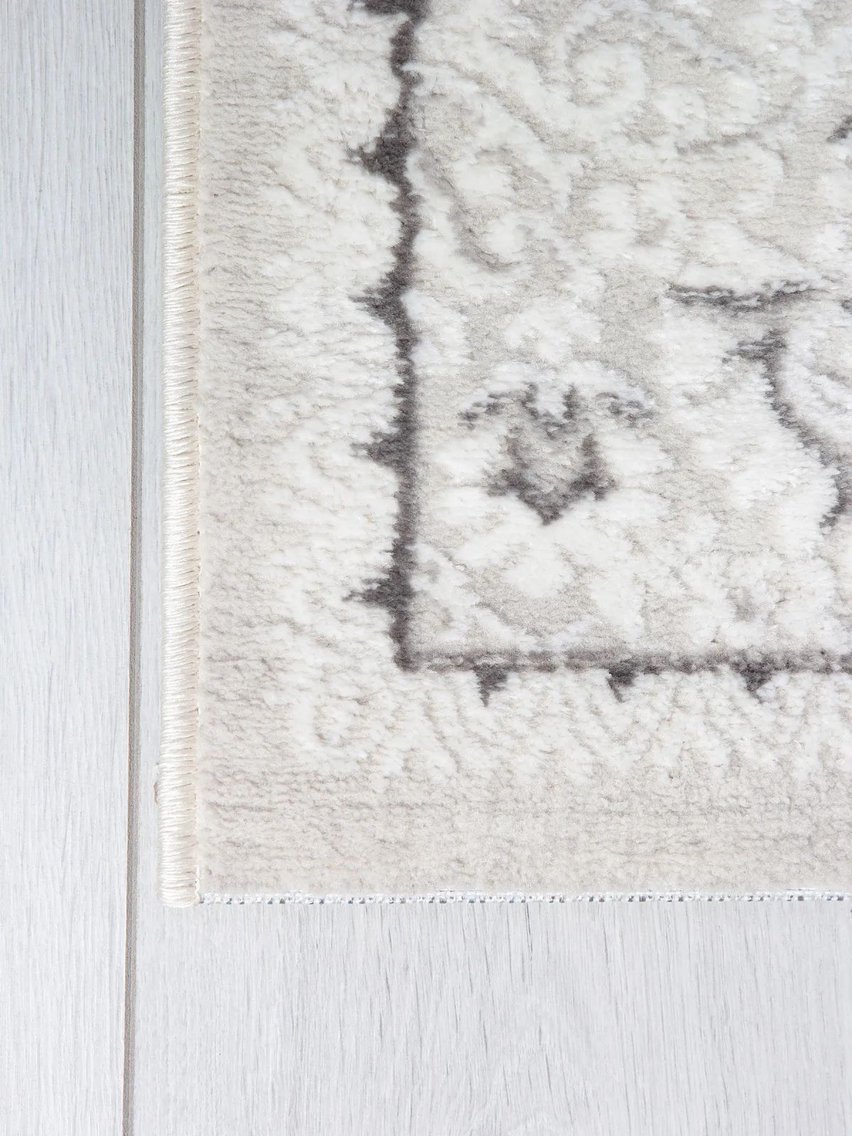 Классический ковер LUCCI P156A - L.GRAY / L.GRAY полиэстер Турция