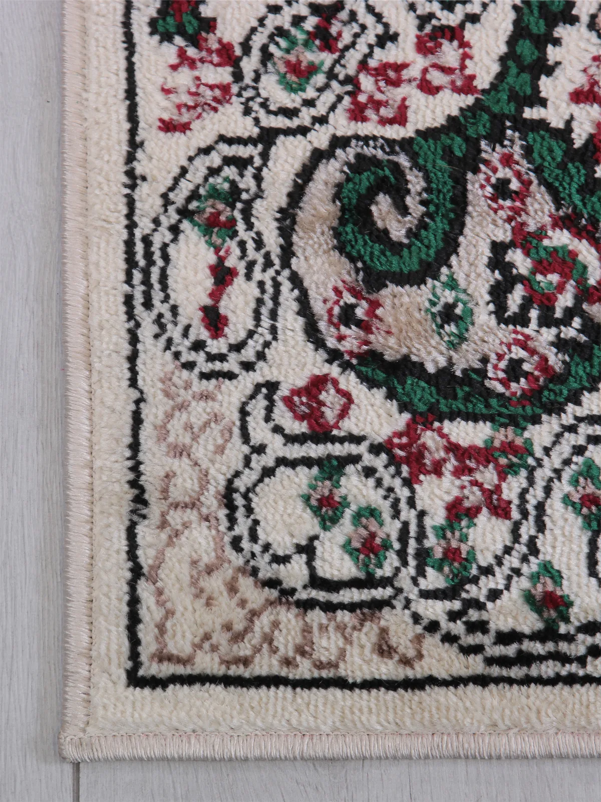 Классический ковер DARGA F670 - CREAM-GREEN Heat-set Россия