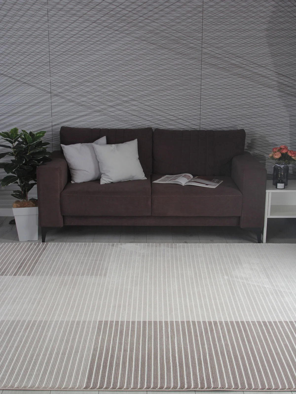 Минимализм ковер NENSI GL245A - BROWN / BROWN Heat-set Турция