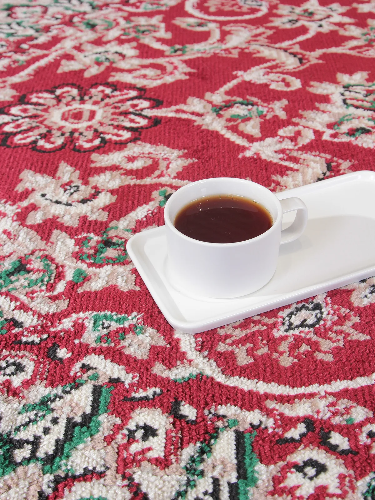 Классический ковер DARGA F672 - RED-CREAM Heat-set Россия