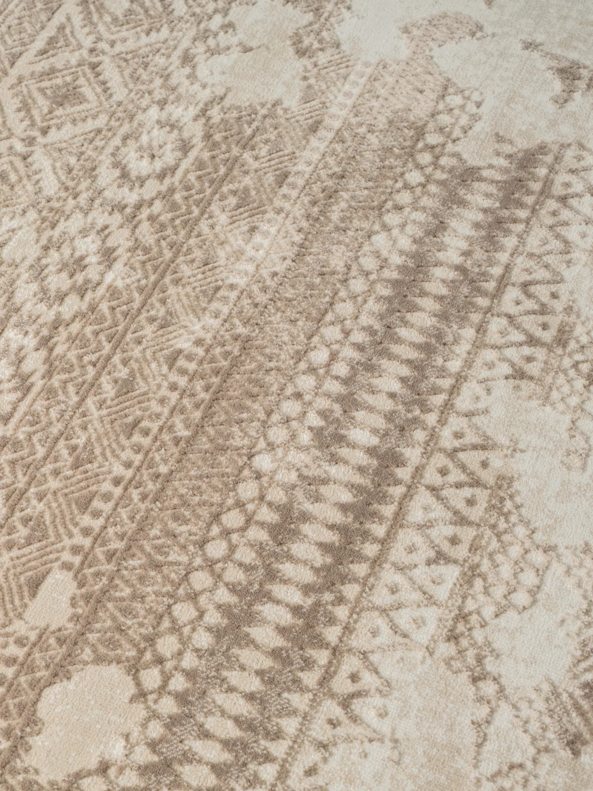 Ковер в этническом стиле ARMINA GA108A - BROWN / BROWN из Heat-set, Турция