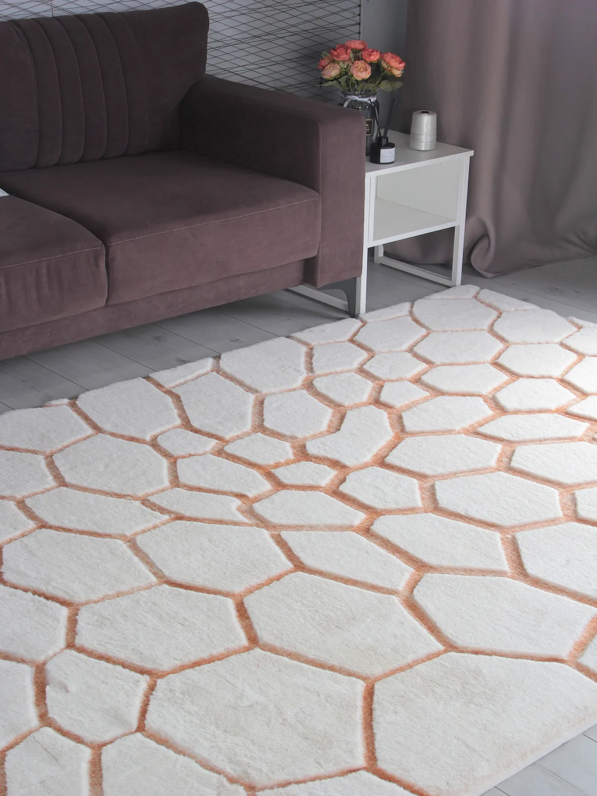 Современный ковер RABBIT CARVING PX4003 - CREAM / TERRA из полиэстера, Китай